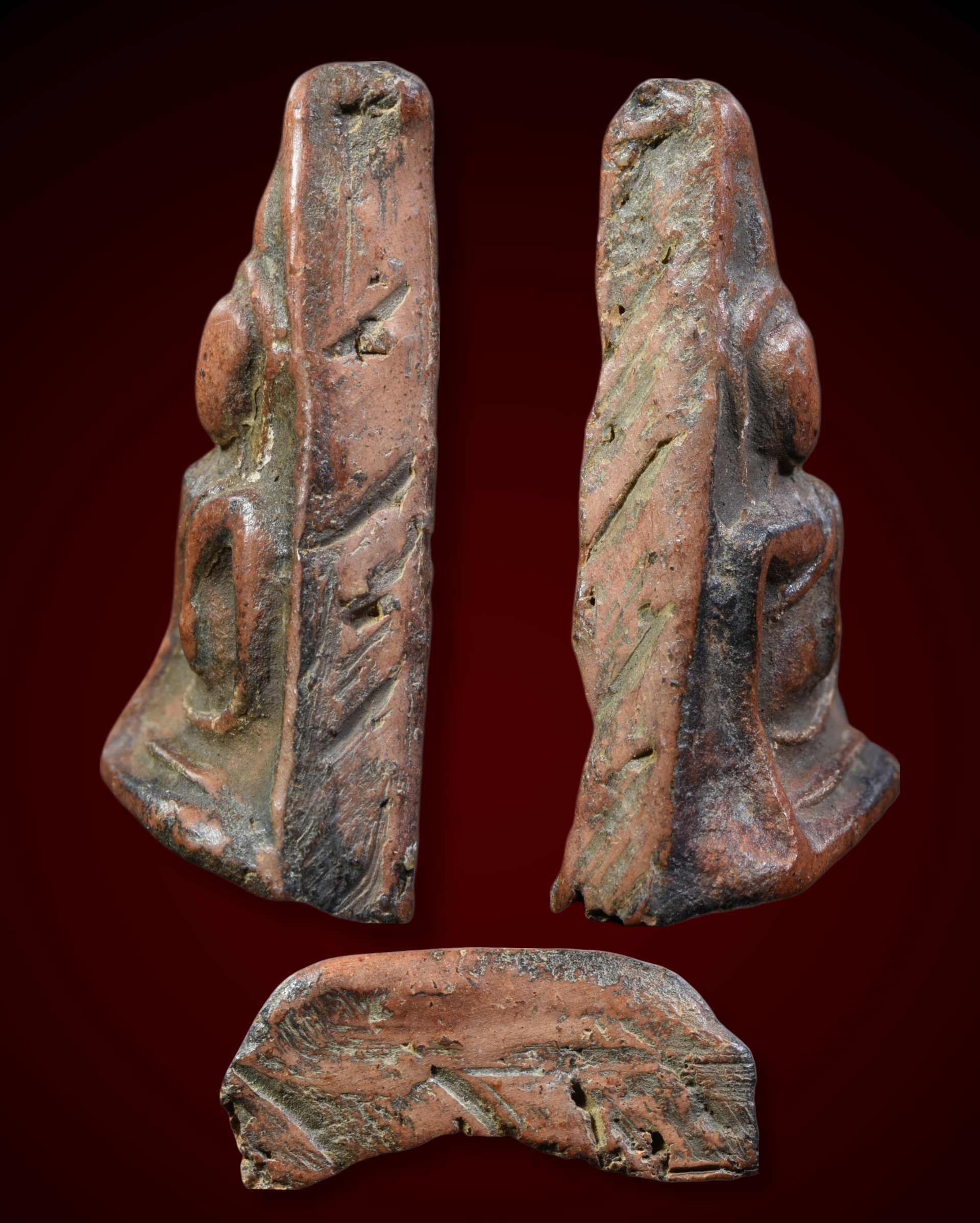 พระนางพญา พิมพ์เข่าตรง