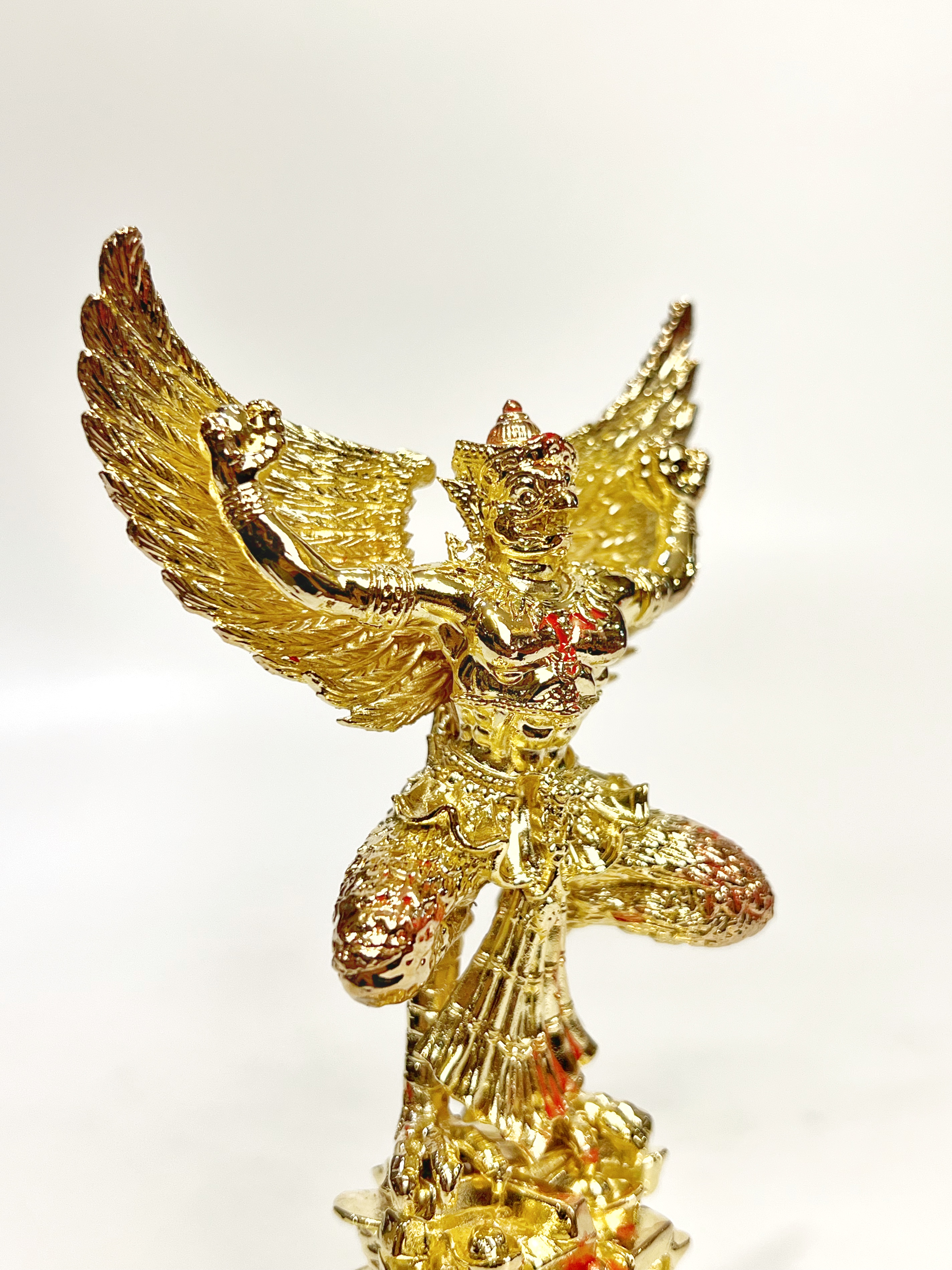 พญาครุฑ รุ่น เหยียบเงินเหยียบทอง สูง 5 นิ้ว (ตั้งโต๊ะ)