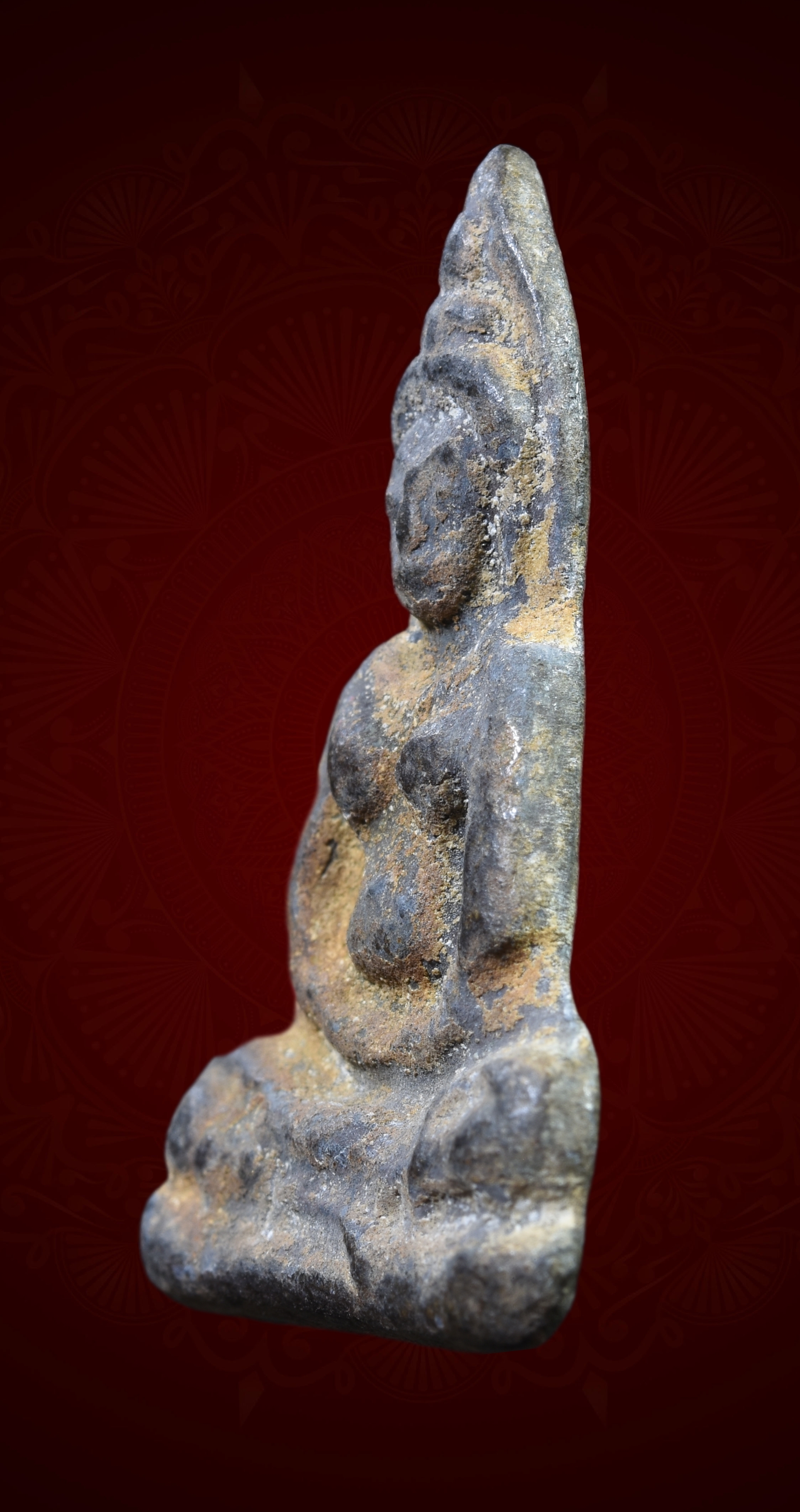 พระร่วงนั่ง เนื้อชินตะกั่ว