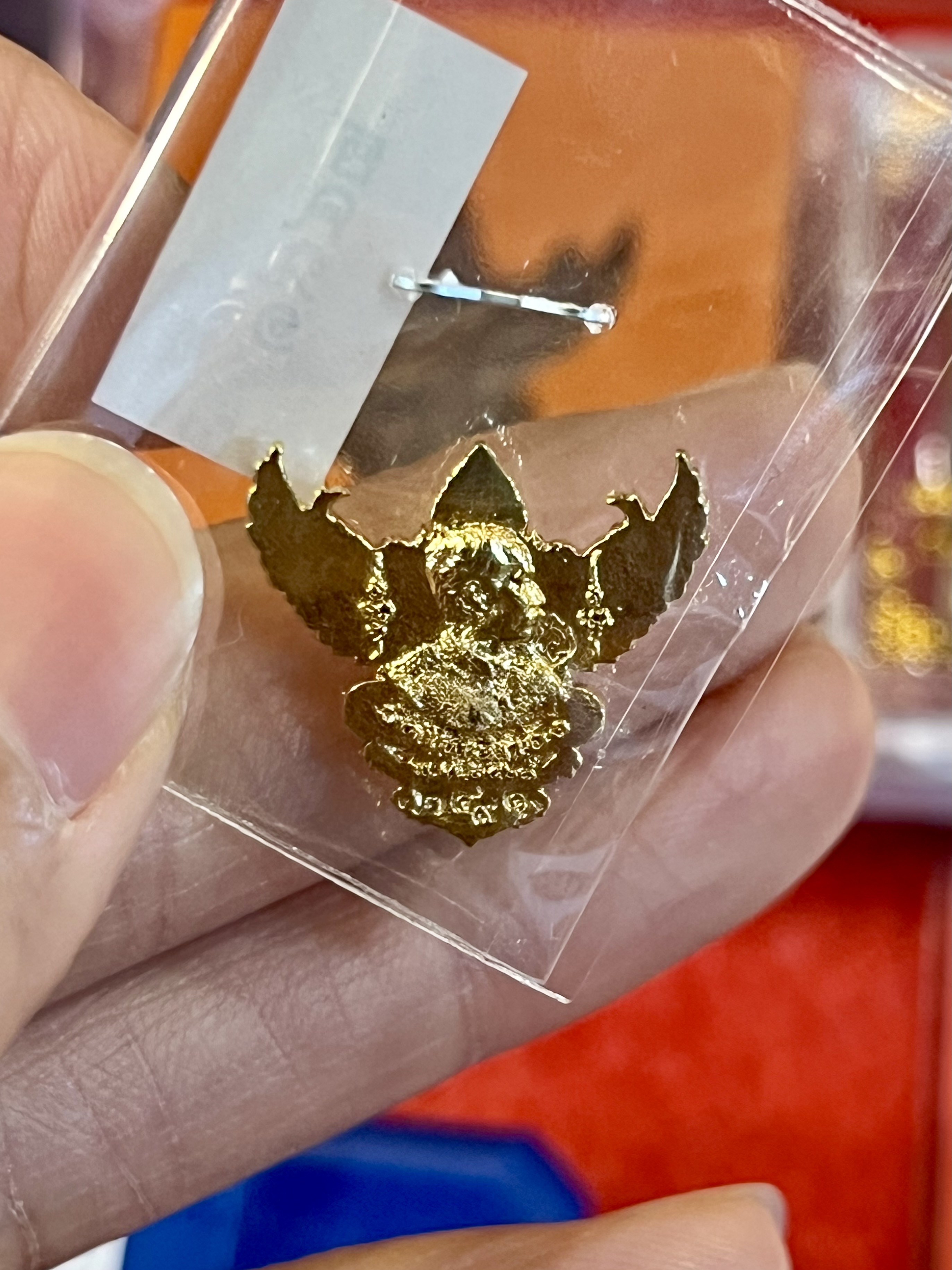 พญาครุฑ รุ่น เปิดขุมทรัพย์ (กะไหล่ทอง พิมพ์เล็ก)