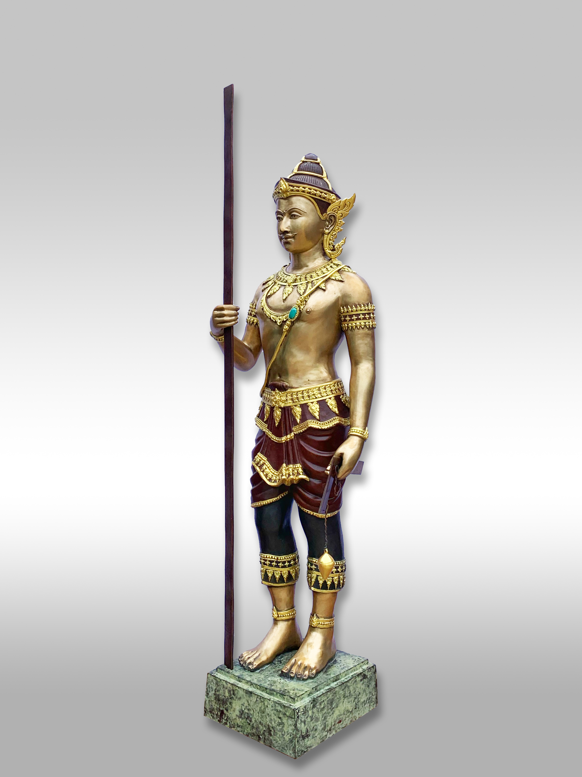 พระวิษณุกรรม หน้าตัก 16 นิ้ว (ถือไม้หลา)