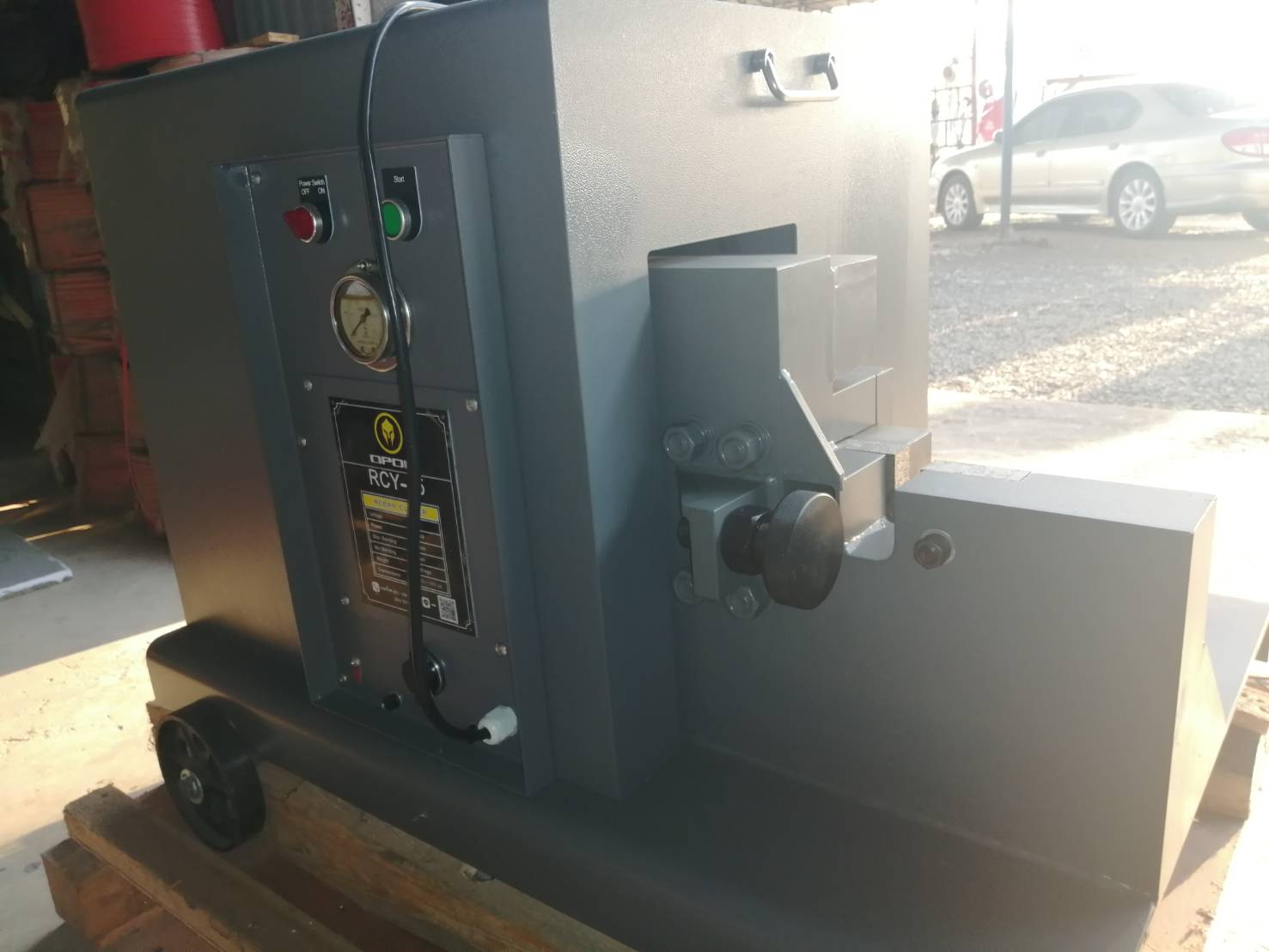 OPOR เครื่องตัดเหล็ก 25 มิล ระบบไฮดรอลิก รุ่น RCY-25