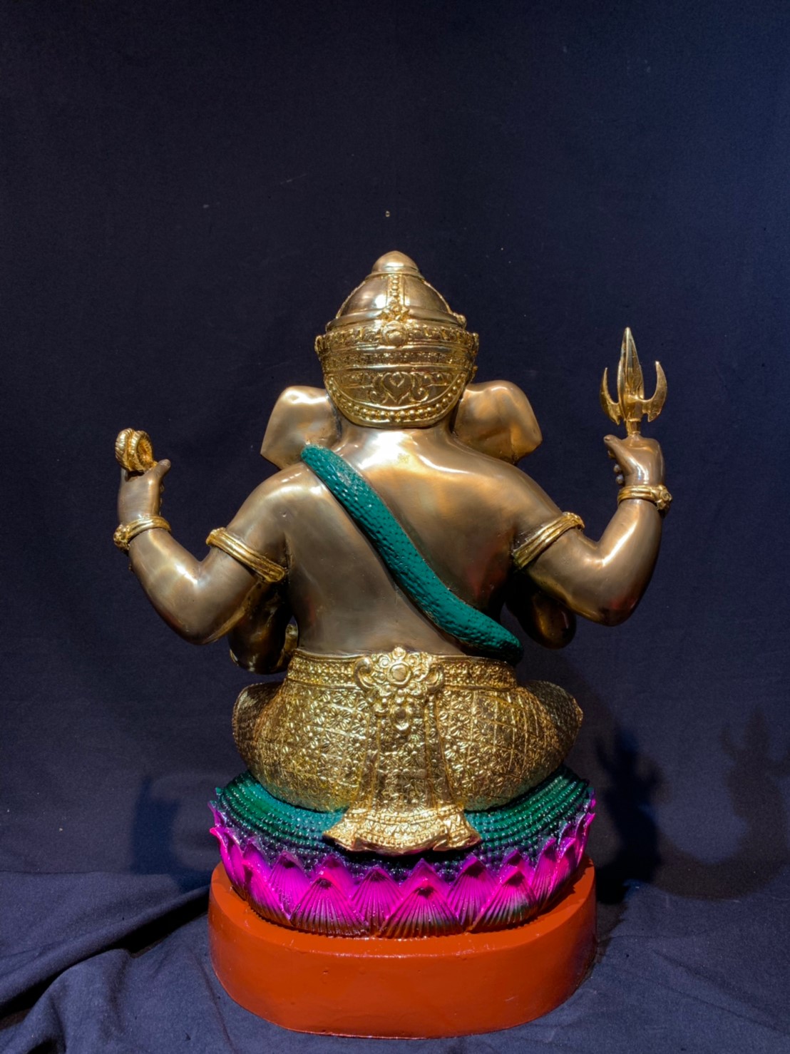 พระพิฆเนศ ปางเอกทันตะ หน้าตัก 16 นิ้ว (นั่งบัวห้อยขา)