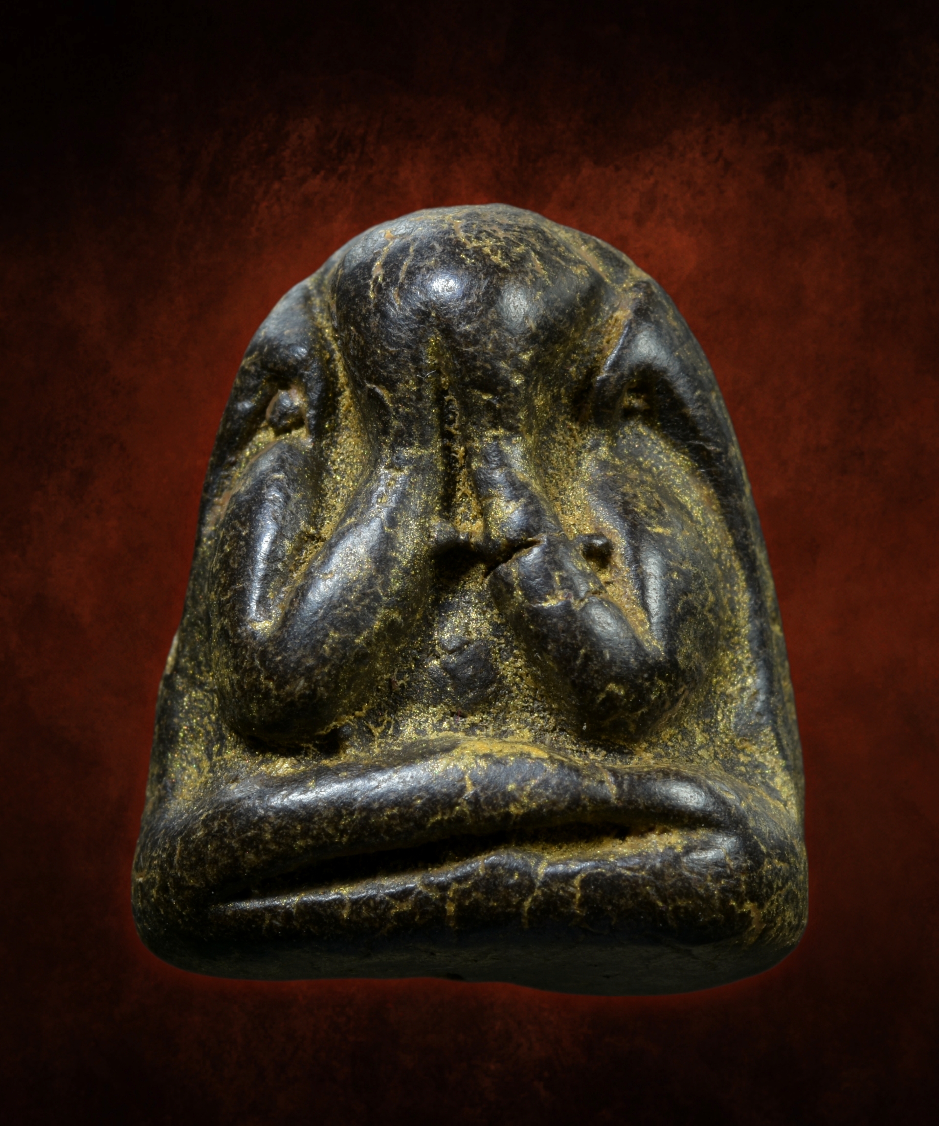 พระปิดตาหลวงพ่อแก้ว หลังแบบ