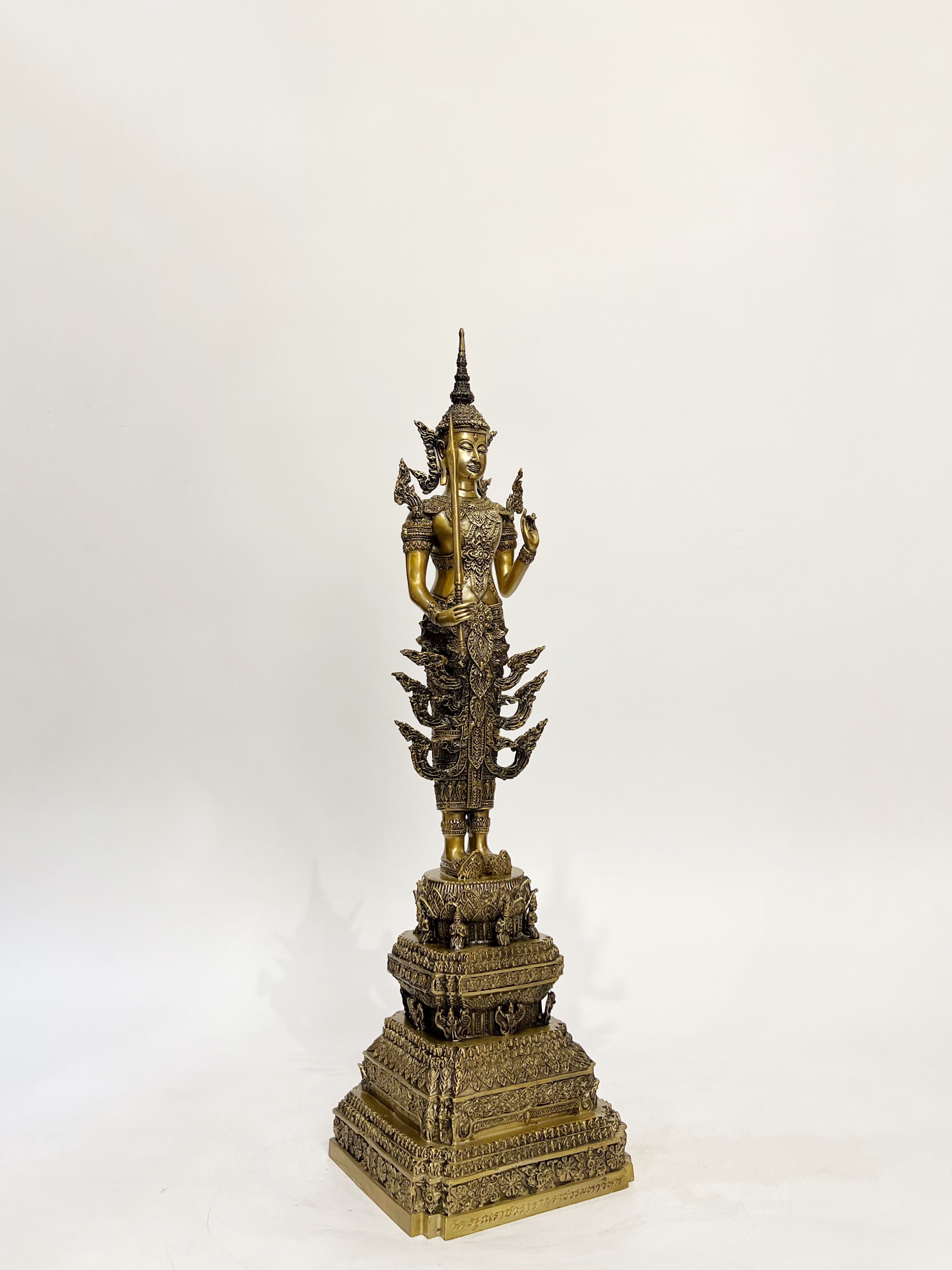 พระพุทธรูป พร้อม เทวรูป ทรงเครื่องจักพรรดิ์ หน้าตัก 5 นิ้ว (รวม 8 องค์)