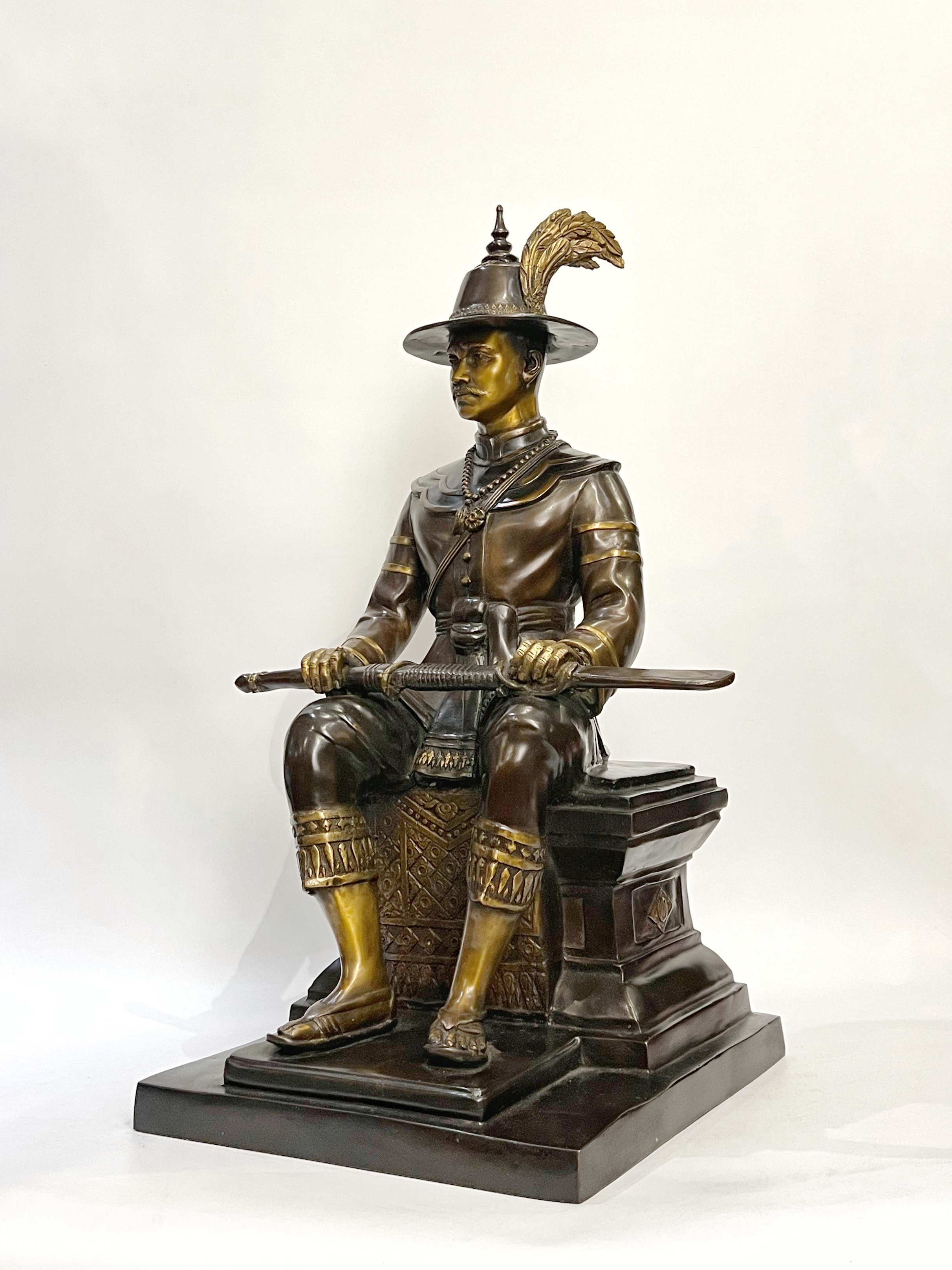 สมเด็จพระเจ้าตากสินมหาราช นั่งบัลลังก์ หน้าตัก 14 นิ้ว