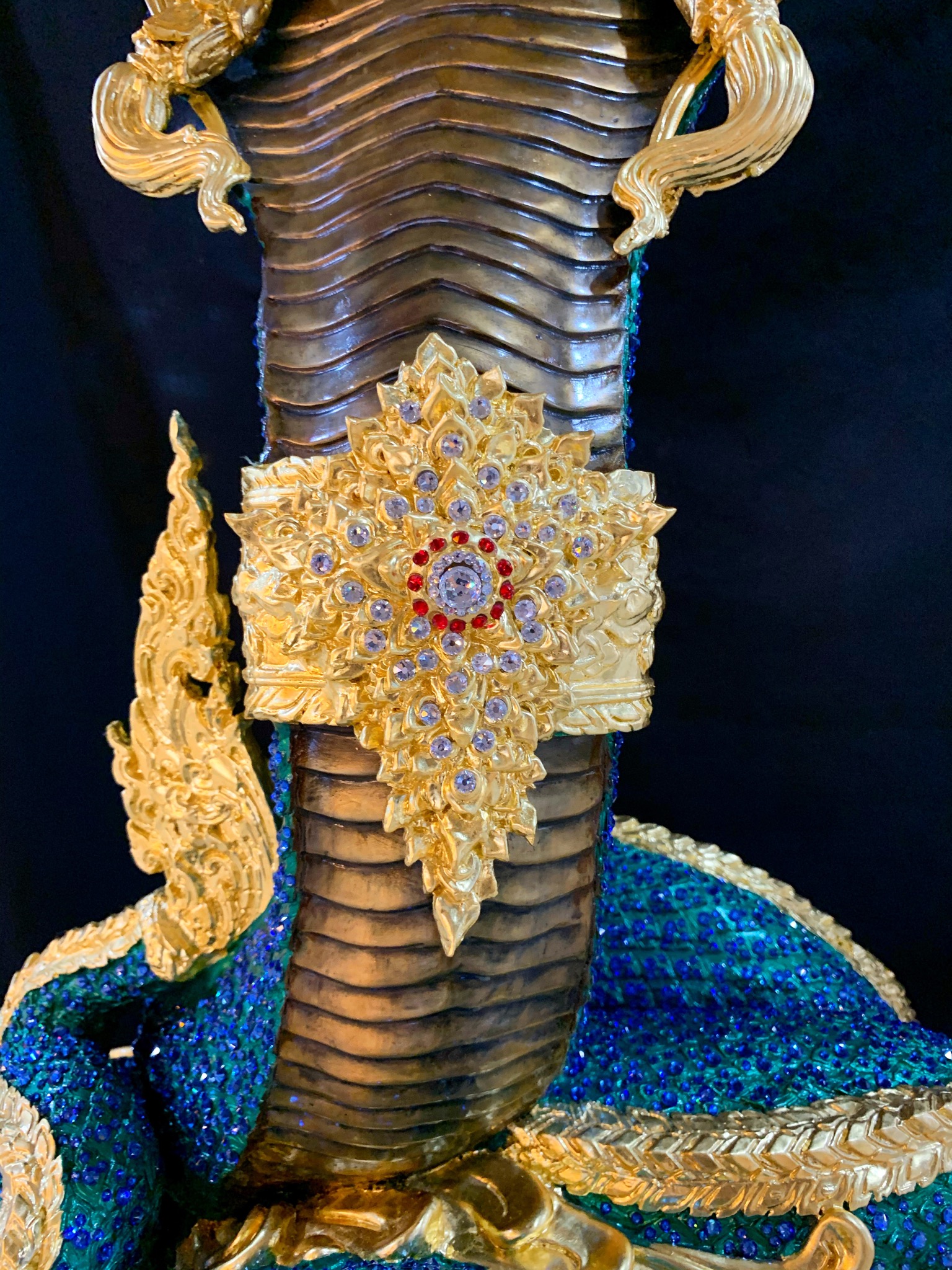 พญานาค สูง 159 cm.