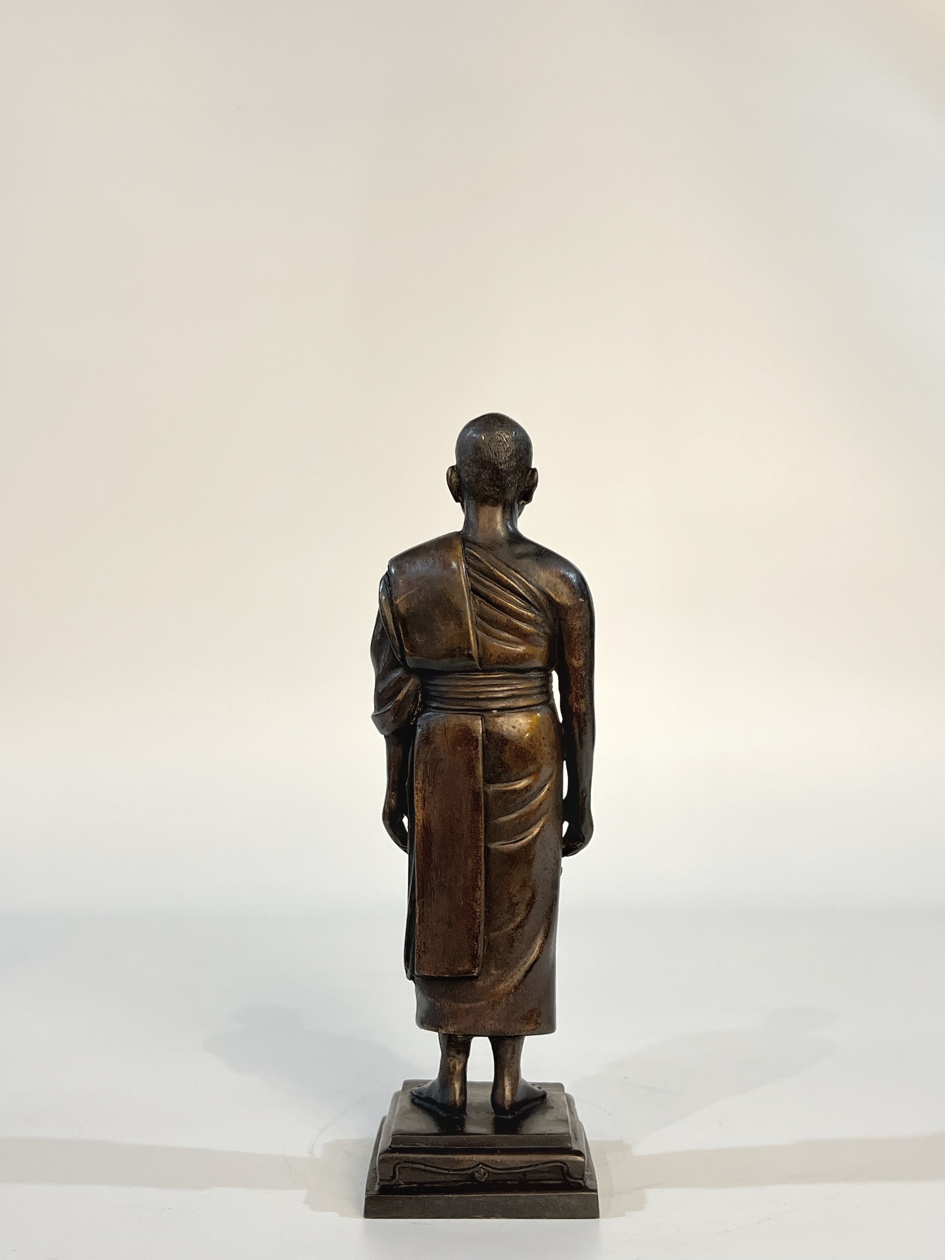 พระมงคลเทพมุนี (หลวงพ่อสด จนฺทสโร) สูง 10 นิ้ว