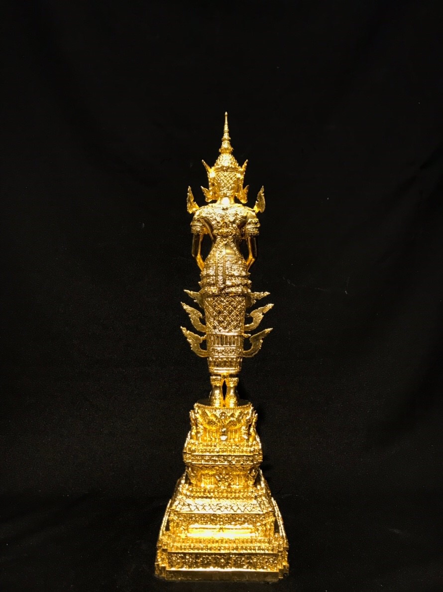 พระพุทธรูปปางถวายเนตร ทรงเครื่องจักพรรดิ์ หน้าตัก 5 นิ้ว