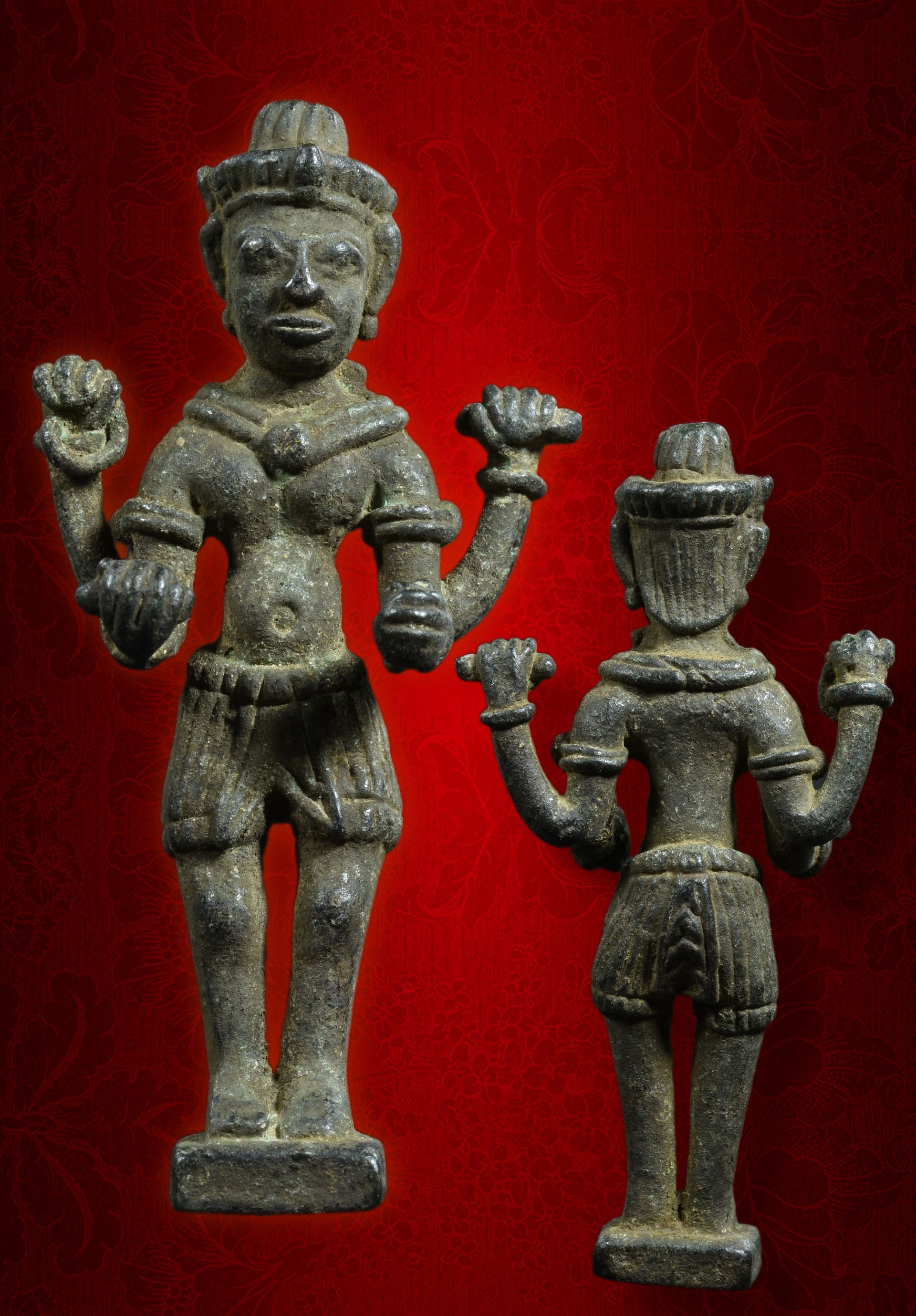 พระนารายณ์ยืนสี่กร เนื้อโลหะผสม