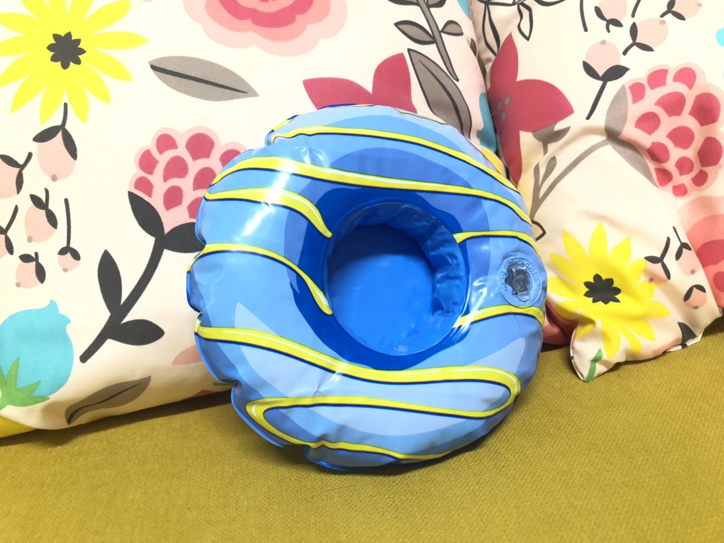 ที่วางแก้วเป่าลม โดนัท สีฟ้า Inflatable Donut Blue Cup Holder