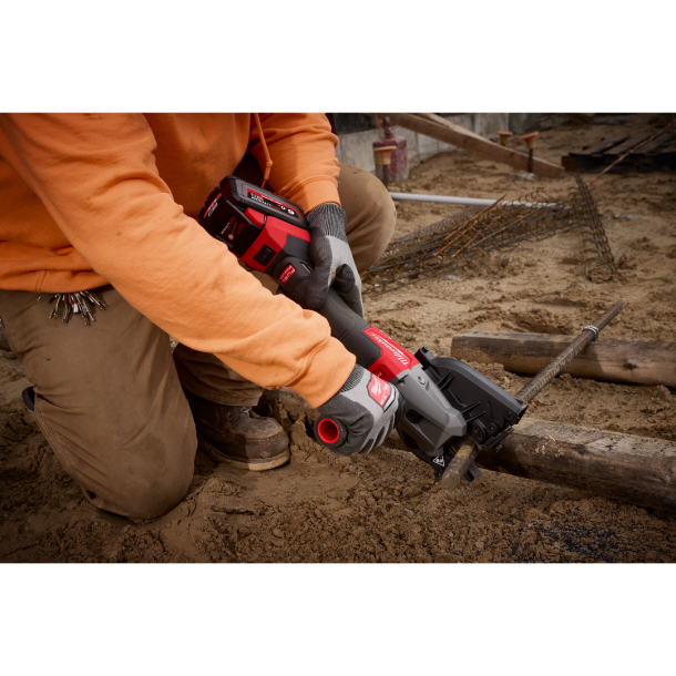 MILWAUKEE M18 FRBCO32-0X0 เครื่องตัดเหล็กเส้นไร้สาย (เครื่องเปล่า)