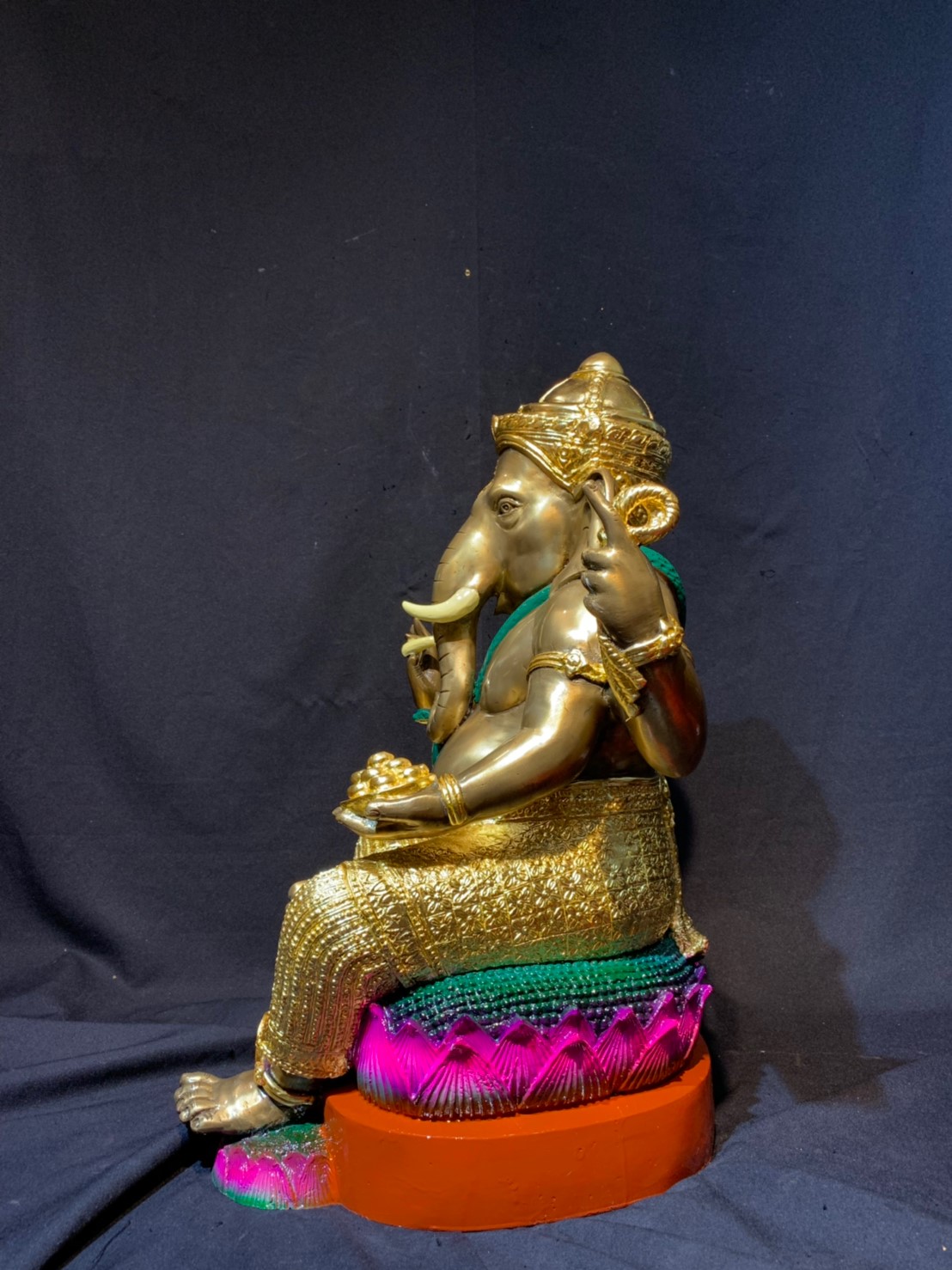 พระพิฆเนศ ปางเอกทันตะ หน้าตัก 16 นิ้ว (นั่งบัวห้อยขา)