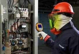 FLUKE Ti480 PRO กล้องถ่ายภาพความร้อน 640x480 pixels ย่านวัดอุณหภูมิ -10 ถึง +1000 องศาเซลเซียส