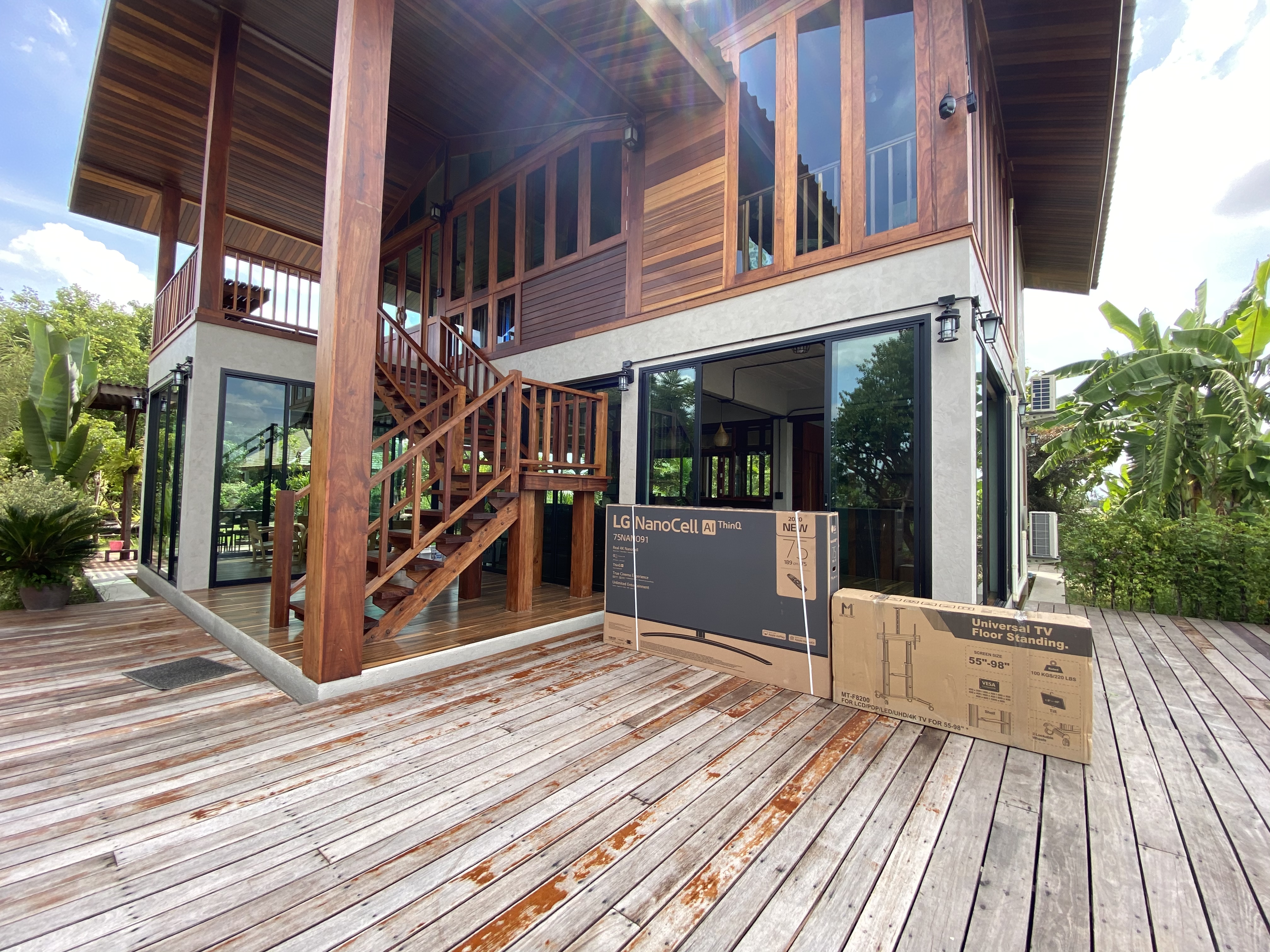 JMTVSTAND MT-F8200 ขาตั้งพื้นทีวีมีล้อเลื่อน(TV Stand) วัสดุ Aluminium อลูมิเนียม แบบล้อเลื่อนปรับสูง/ต่ำได้ 55"-98" นิ้ว{รับประกันสินค้า 3 ปี}0964746498