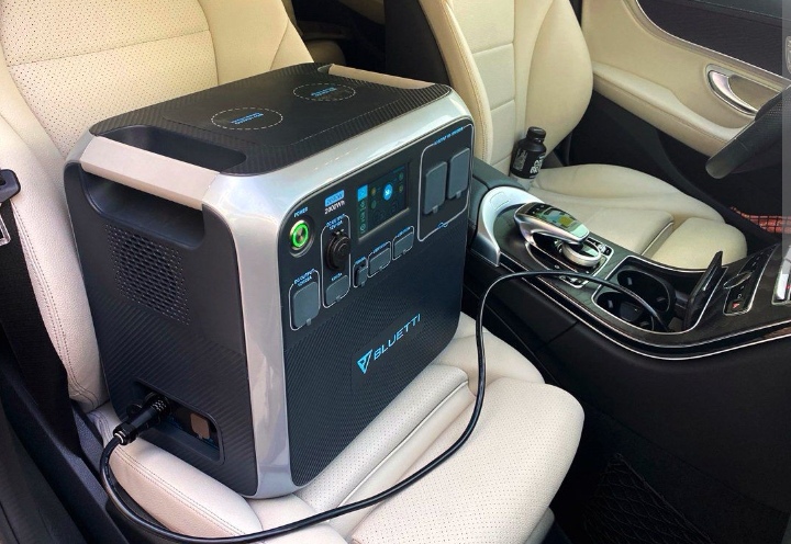 Bluetti AC200P 640,000mAh/2,000Wh แบตเตอรี่สำรองอเนกประสงค์
