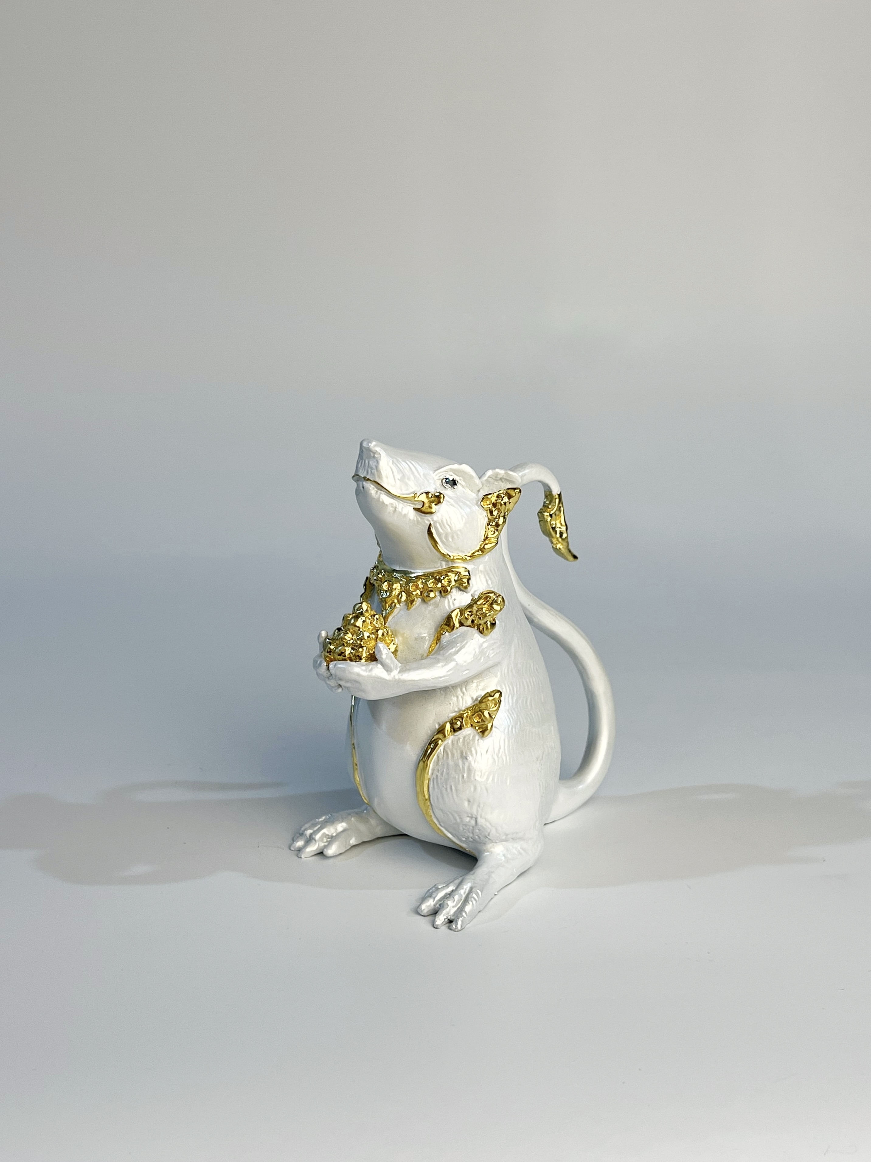 หนูมุสิกะ (ถือขนม) ราคาต่อ 1 ตัว