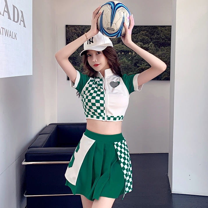 ชุดเชียร์กีฬา 💚❤️ ชุดพริตตี้ ลายตาราง มีสีเขียวและสีแดง ส่งไวจาก กทม.