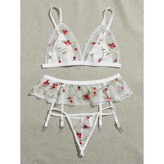 ชุดบิกินี่ เซ็ท3ชิ้น ปักลายเชอร์รี่ พร้อมสายดึงถุงน่อง