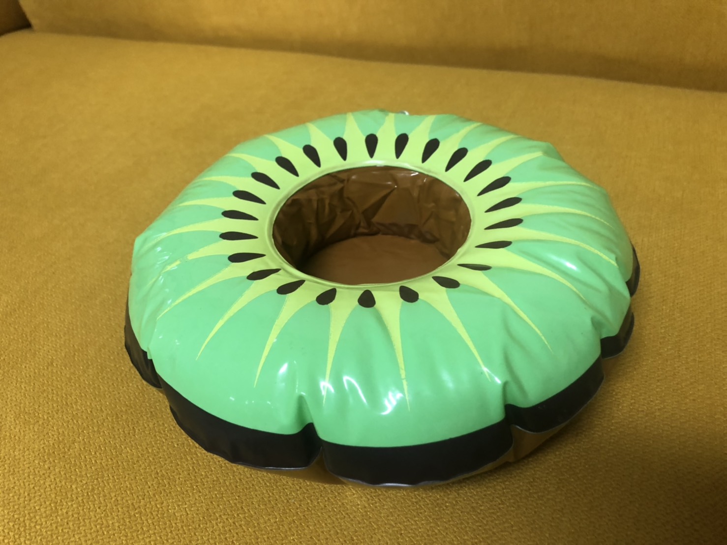 ที่วางแก้วเป่าลม กีวี่ Inflatable Kiwi Cup Holder