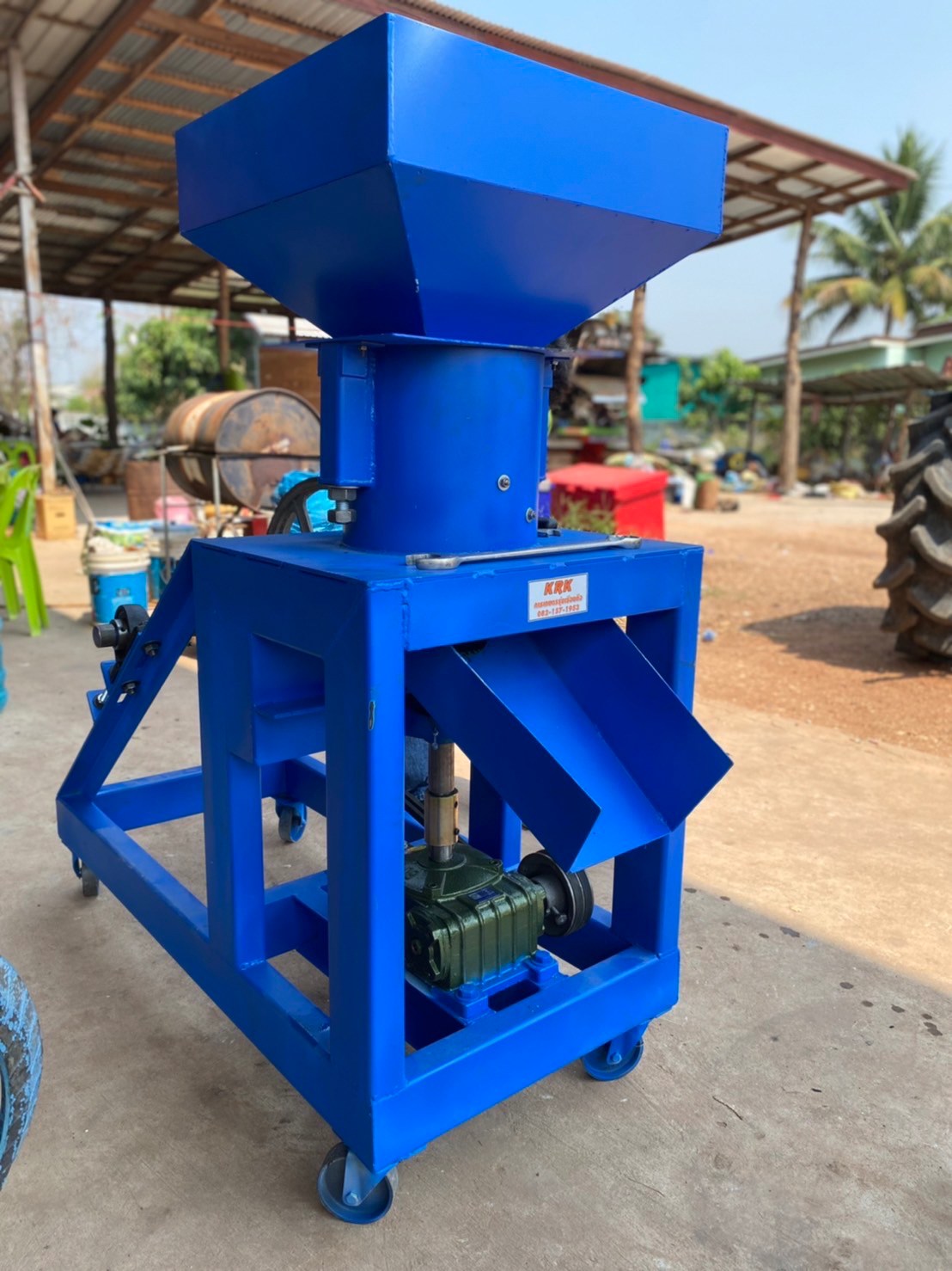 เครื่องอัดเม็ด รุ่นติดรถไถ PTO รุ่นใหญ่ เครื่องเปล่า