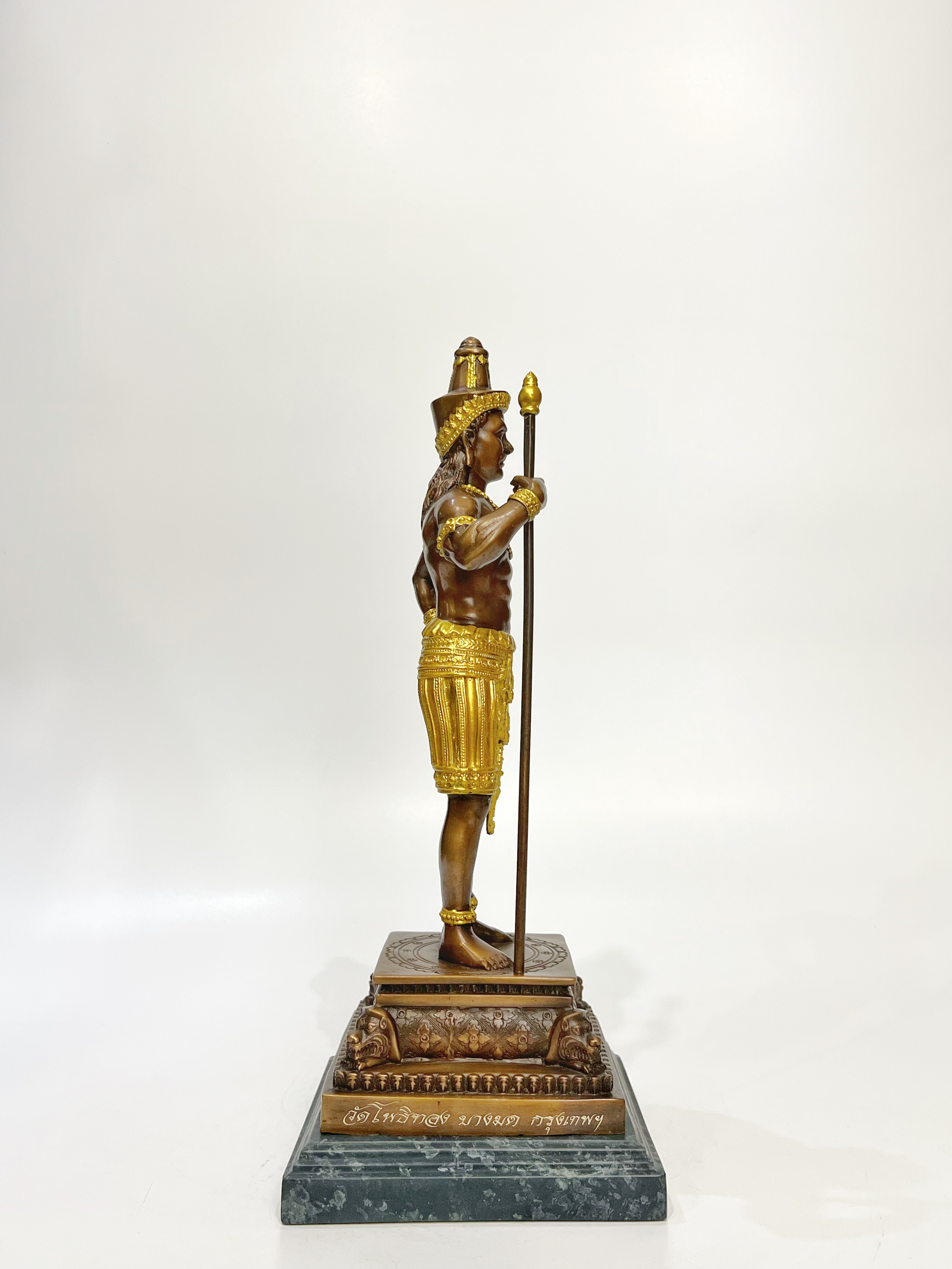 ท้าวหิรัญพนาสูร สูง 15 นิ้ว (เลขประจำองค์ 634)