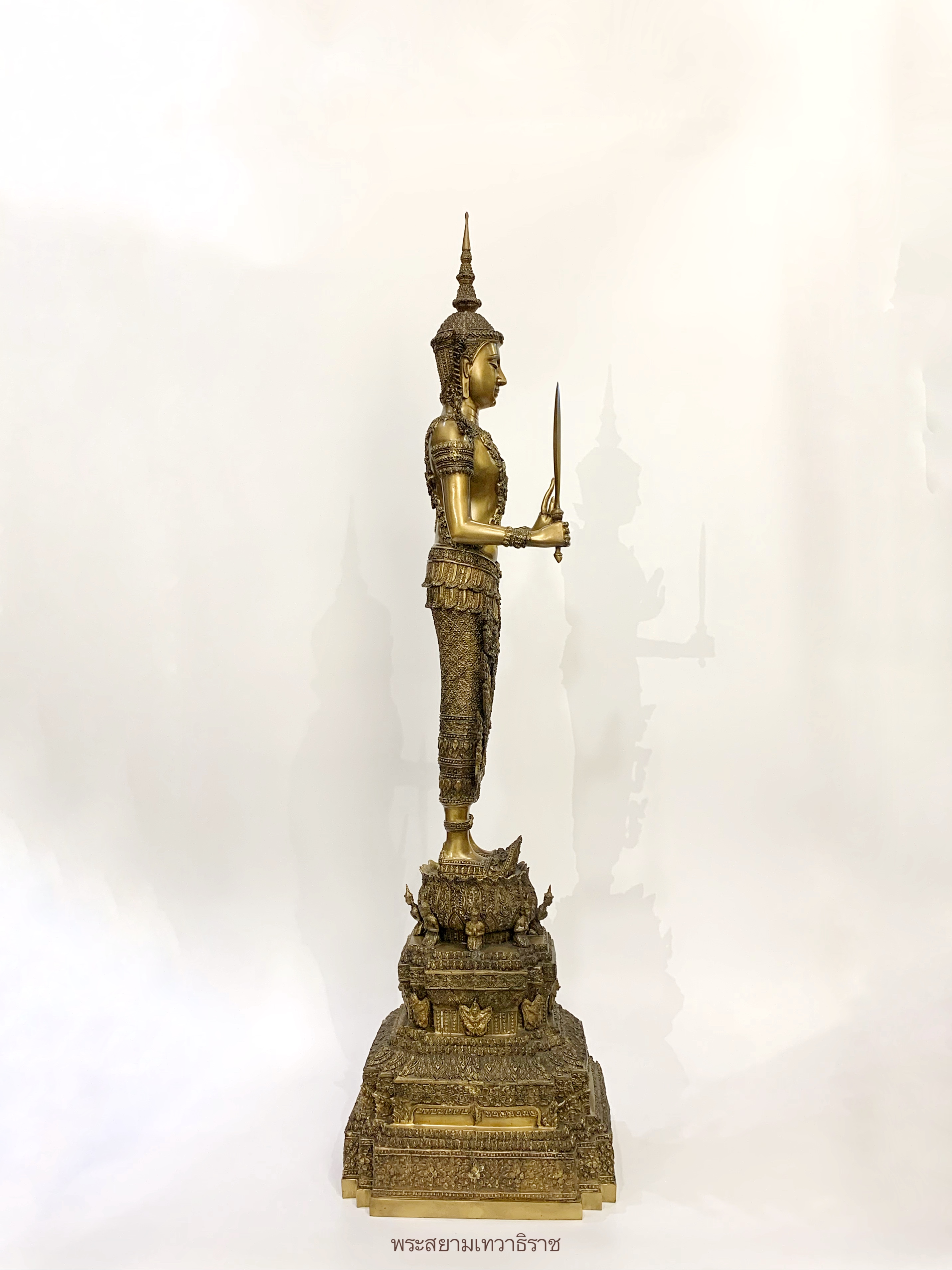 พระพุทธรูป ทรงเครื่องจักพรรดิ์ หน้าตัก 9 นิ้ว (ครบทั้ง 13 ปาง)