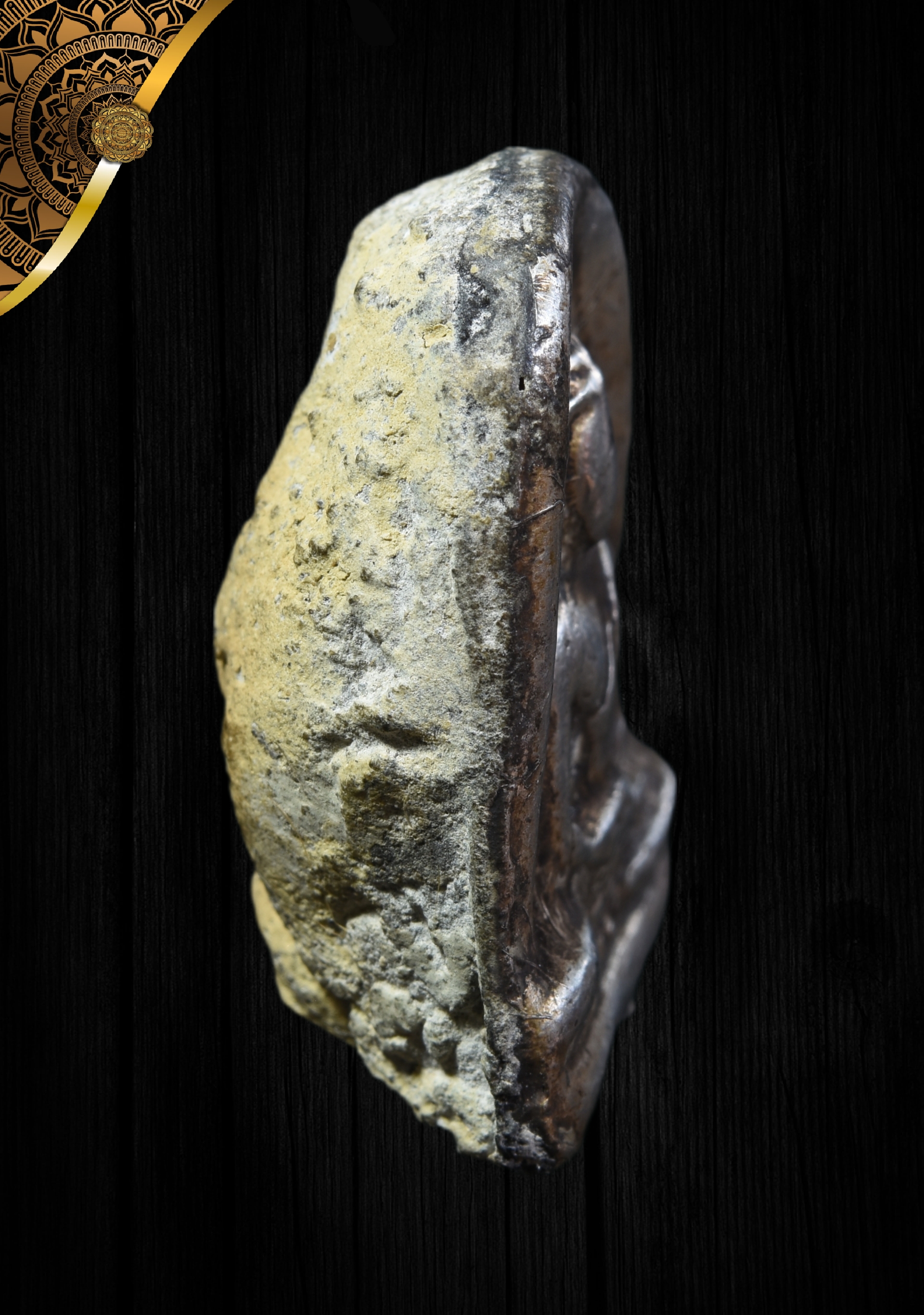 พระซุ้มกอ ไม่มีลายกนก หน้ากากเงิน