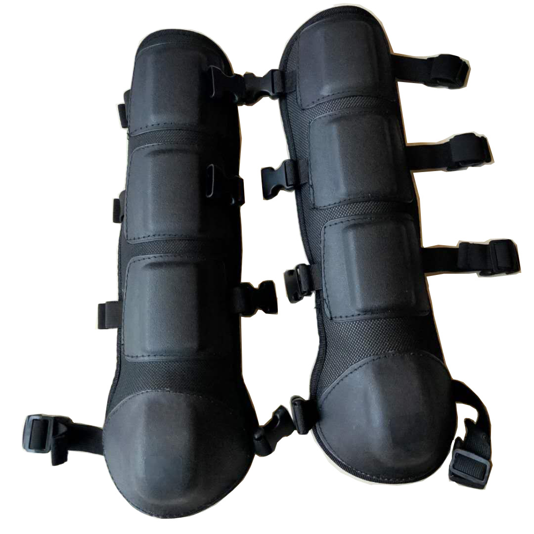 สนับแข้งตัดหญ้า