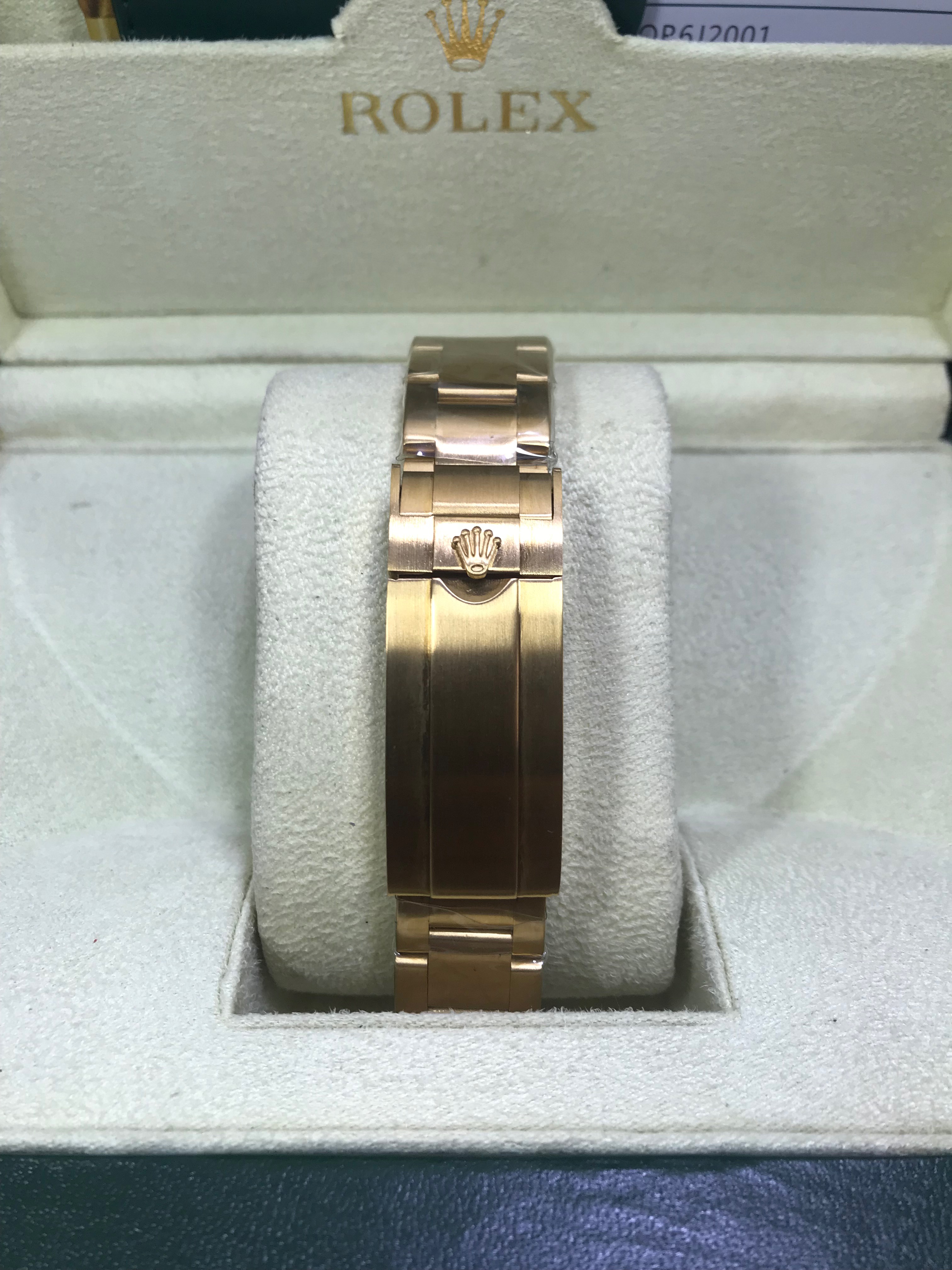 Rolex Submariner Gold