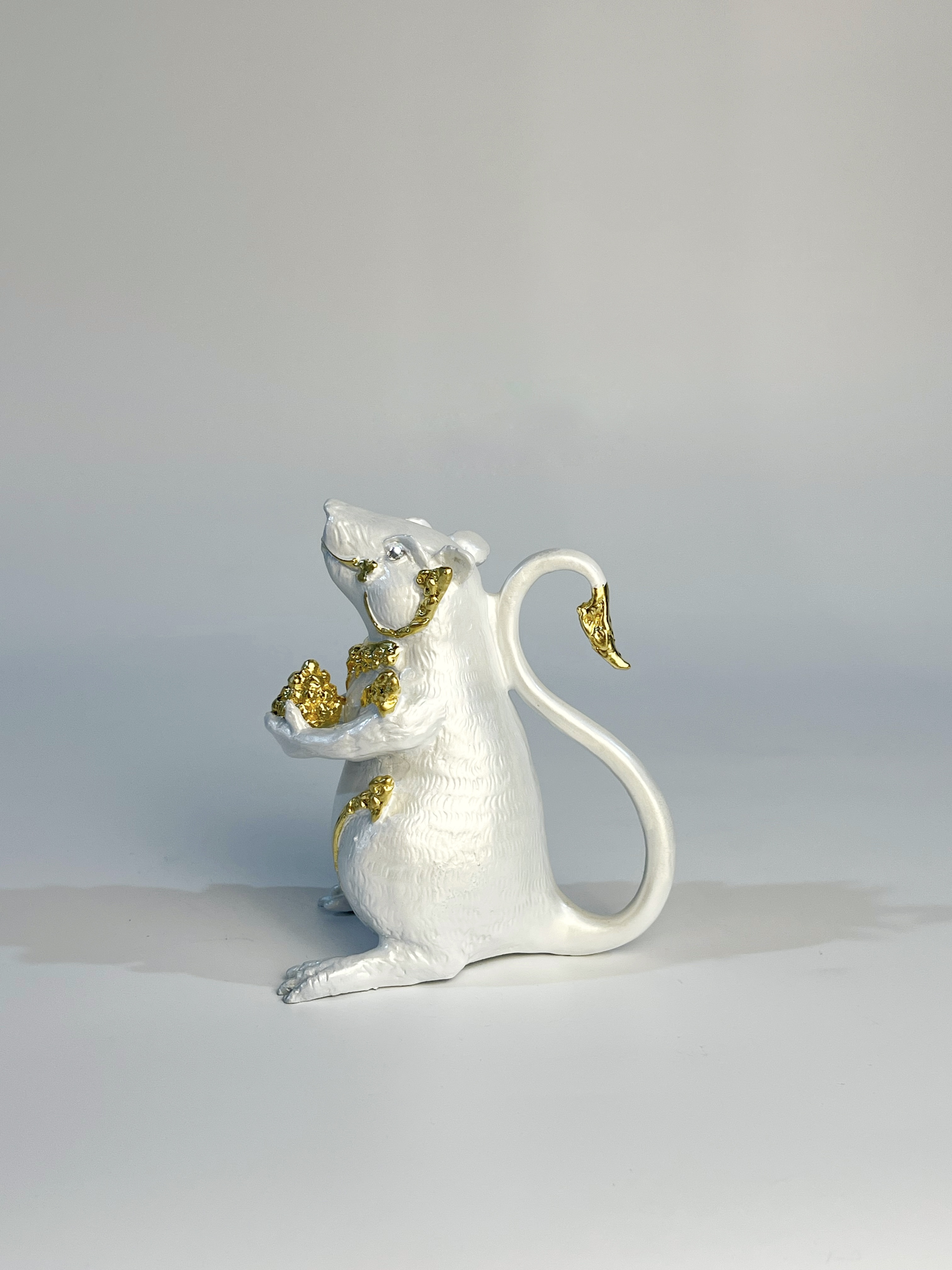 หนูมุสิกะ (ถือขนม) ราคาต่อ 1 ตัว