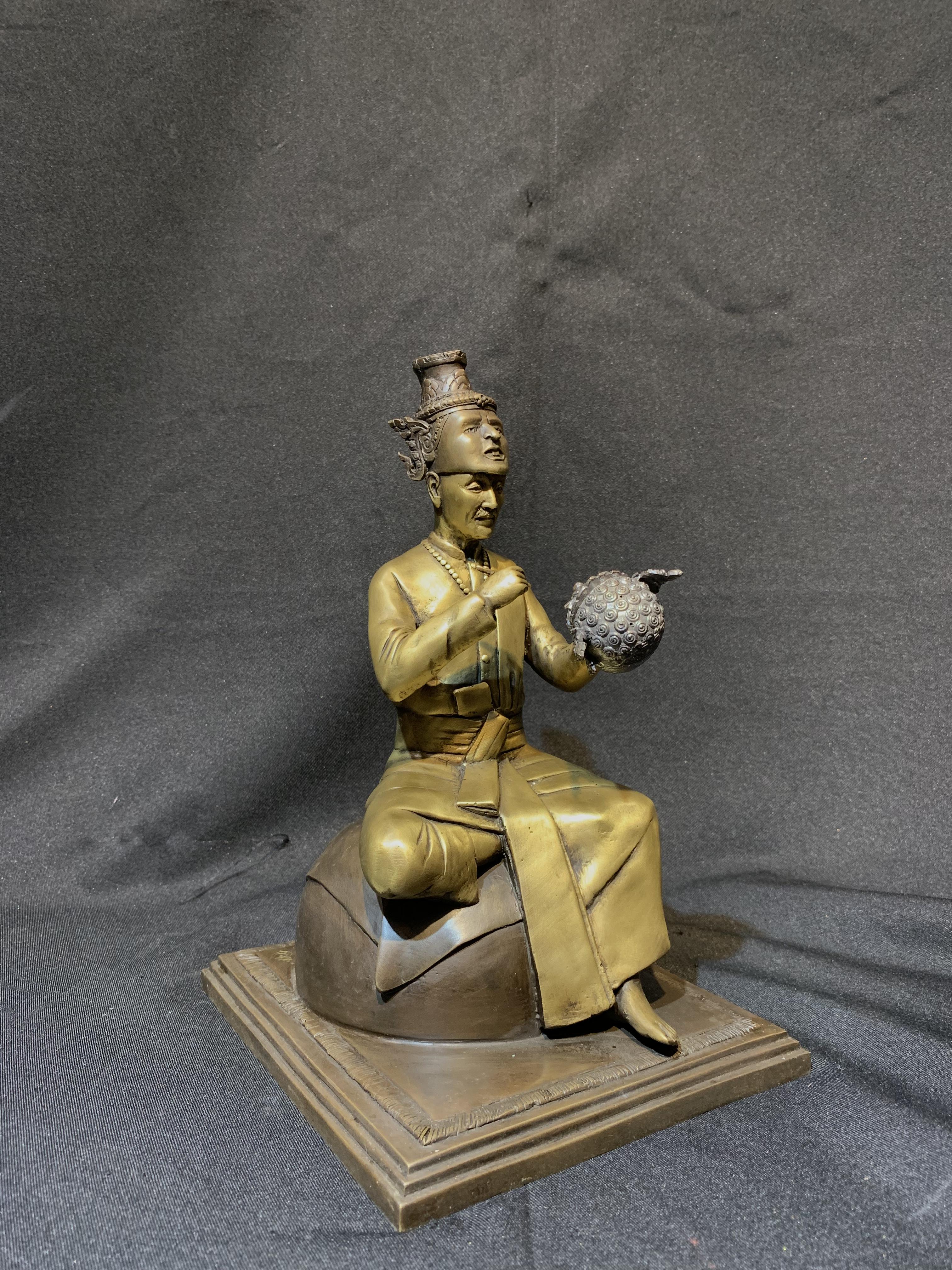 รูปเคารพครู (ตัวแทนครูทุกแขนง)