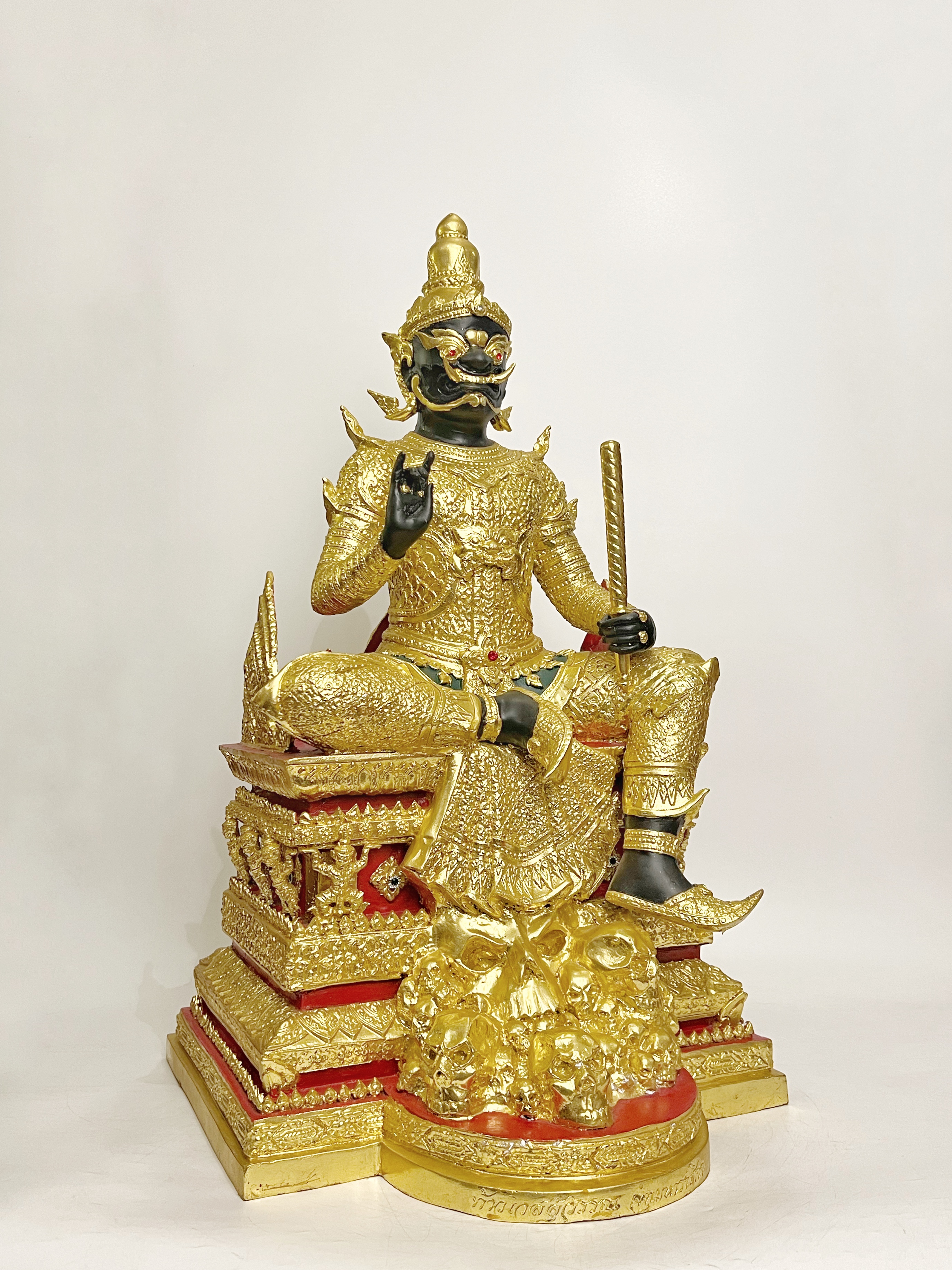 ท้าวเวสสุวรรณ รุ่นครองเมือง บัลลังก์พุดตาน สูง 79 cm.