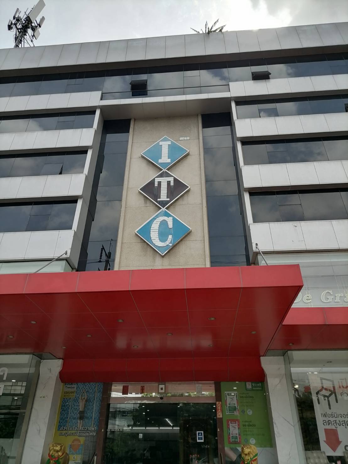 ติดตั้งระบบเสียงคลีนิค De Grande Clinic อาคาร ITC ถนนรัชดาภิเษก ในราคาสุดคุ้มเพียง 11,000 บาท
