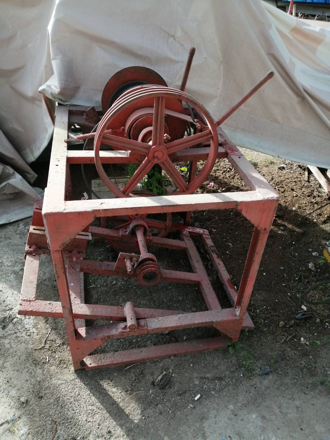 ลิฟท์สลิงตัวใหญ่