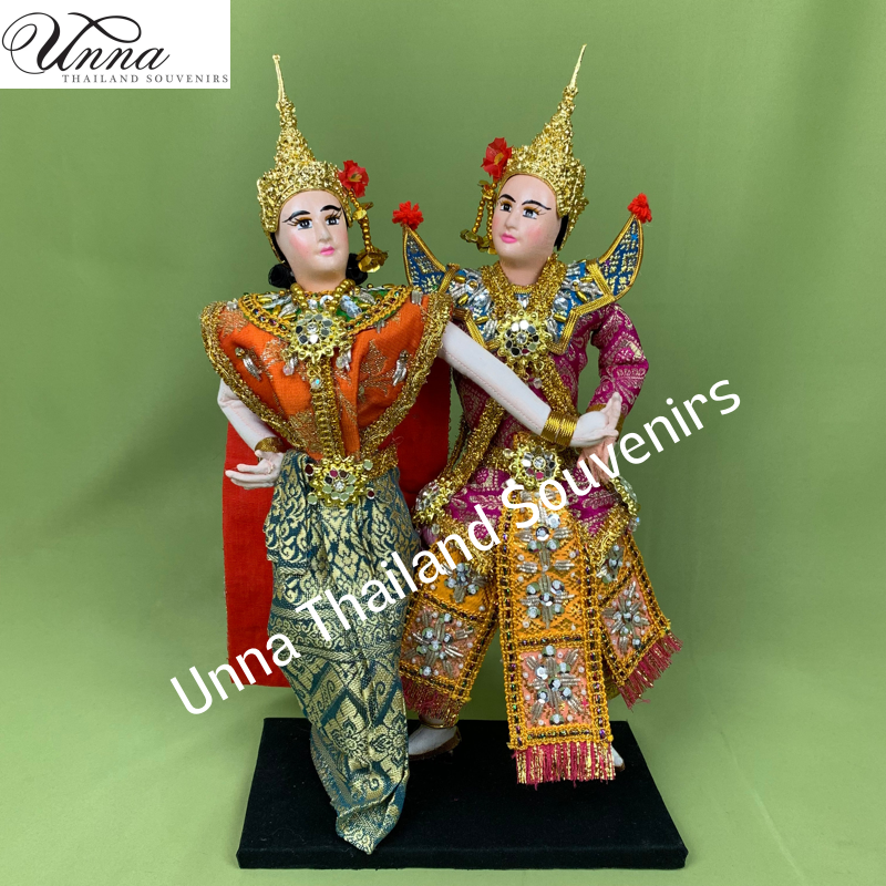 ตุ๊กตานางรำ ตุ๊กตาคู่พระนาง ตุ๊กตาถวายศาล คู่ชายหญิง งานฝีมือ ของที่ระลึก ของฝากเพื่อนต่างชาติ นางรำ ห่มสไบ สวมชฎา งานปักมือ งานผ้า Handmade Thai dancing dolls สำเนา