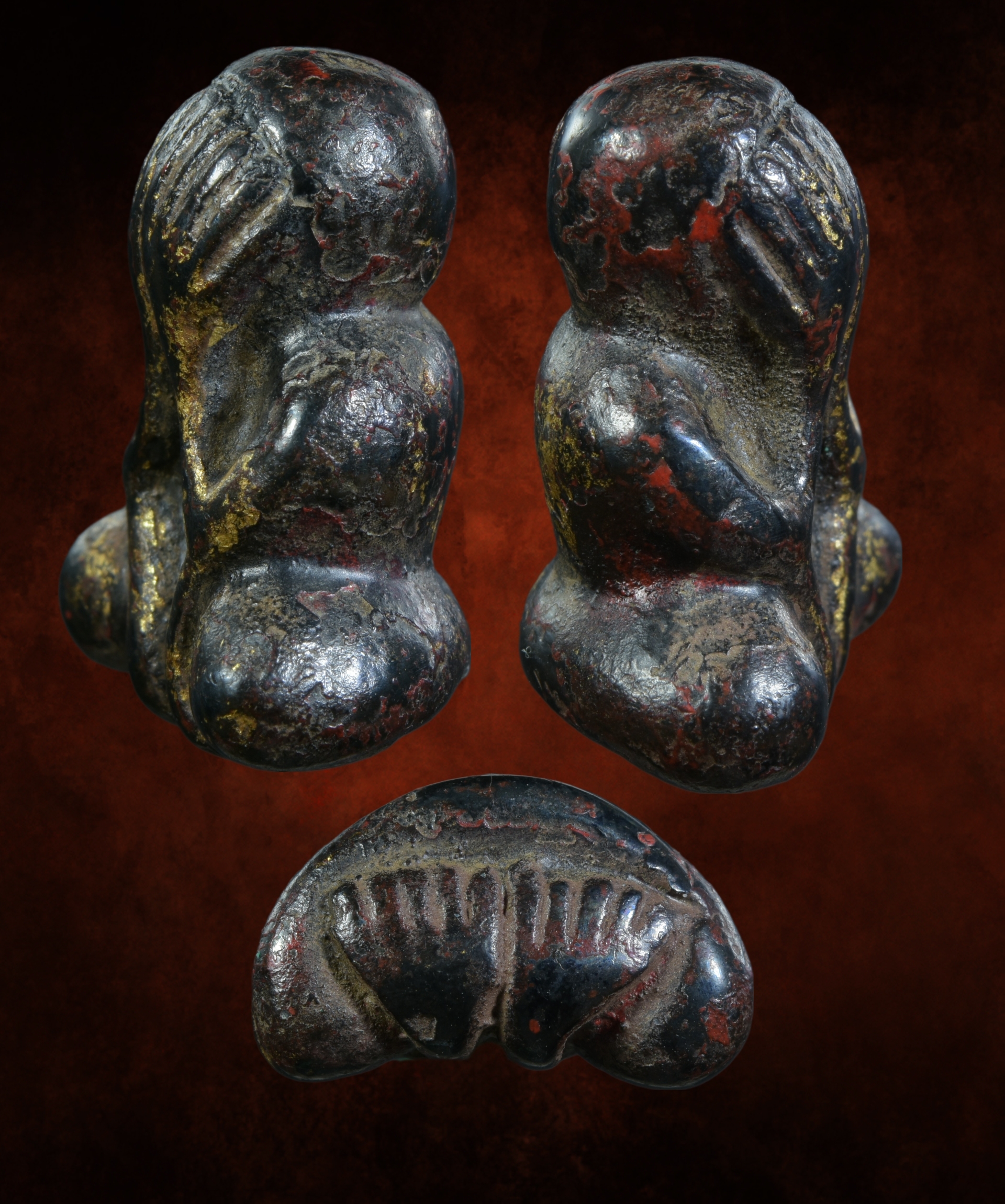 พระปิดตาหลวงพ่อปล้อง เนื้อเมฆพัตร