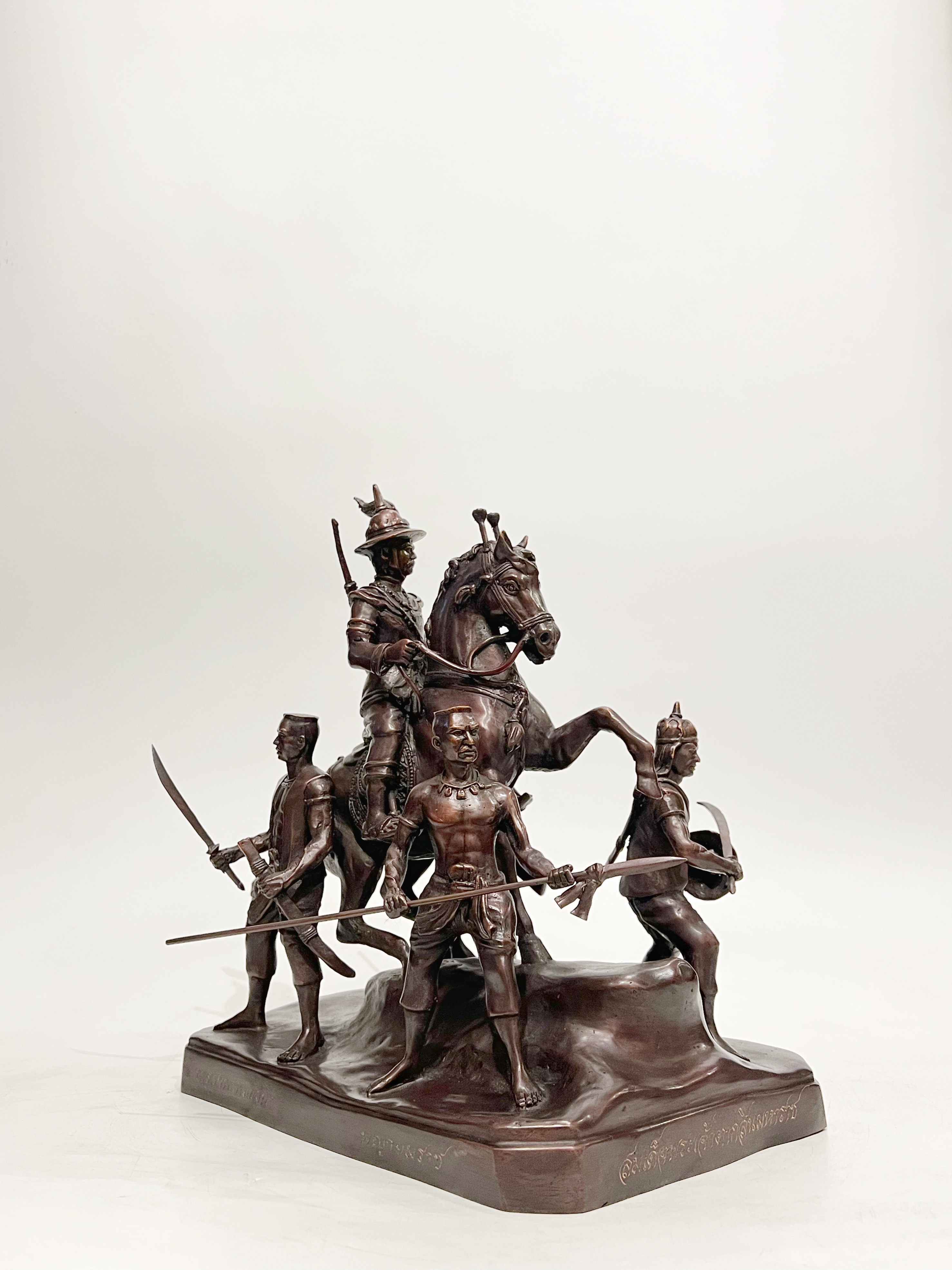 พระเจ้าตากสินมหาราช และจตุราชองครักษ์