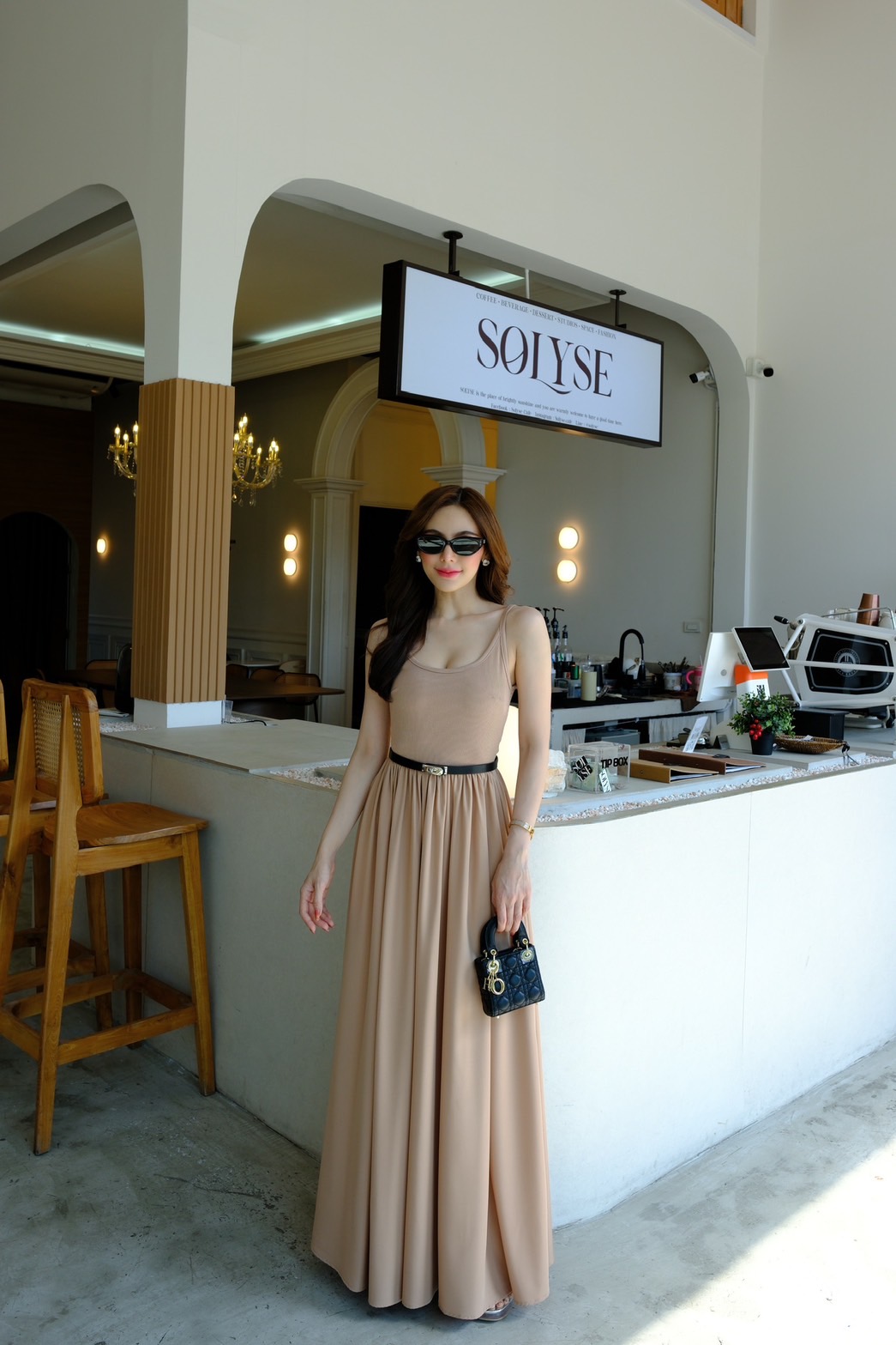 Bellie Dress *รอบนี้ปรับลดความยาวลง3“นะคะ เดรสยาวสายเดี่ยวทรงสวย มีความสลิมช่วงบน(ผ้ายืด) ช้วงล่างพริ้วสวย(ผ้าไม่ยืด) แถมเข็มขัด thitiya