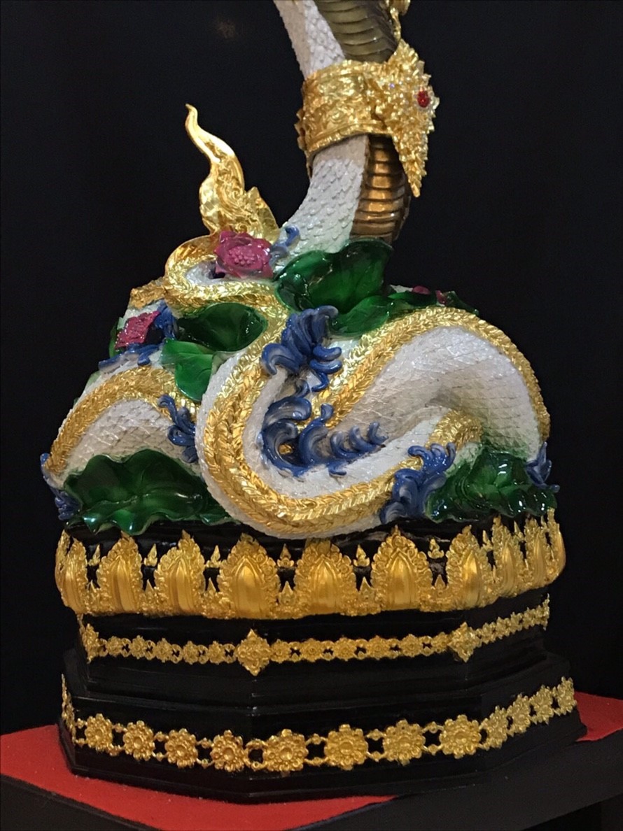 พญานาค สูง 149 cm.