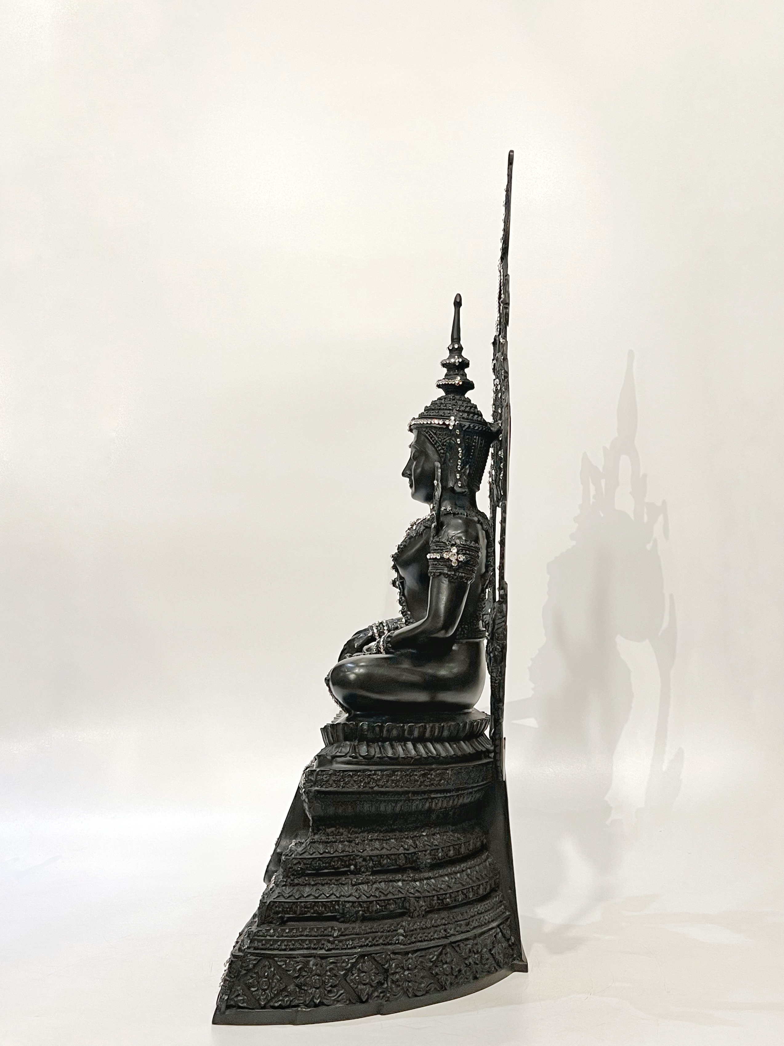 สมเด็จองค์ปฐม หน้าตัก 9 นิ้ว