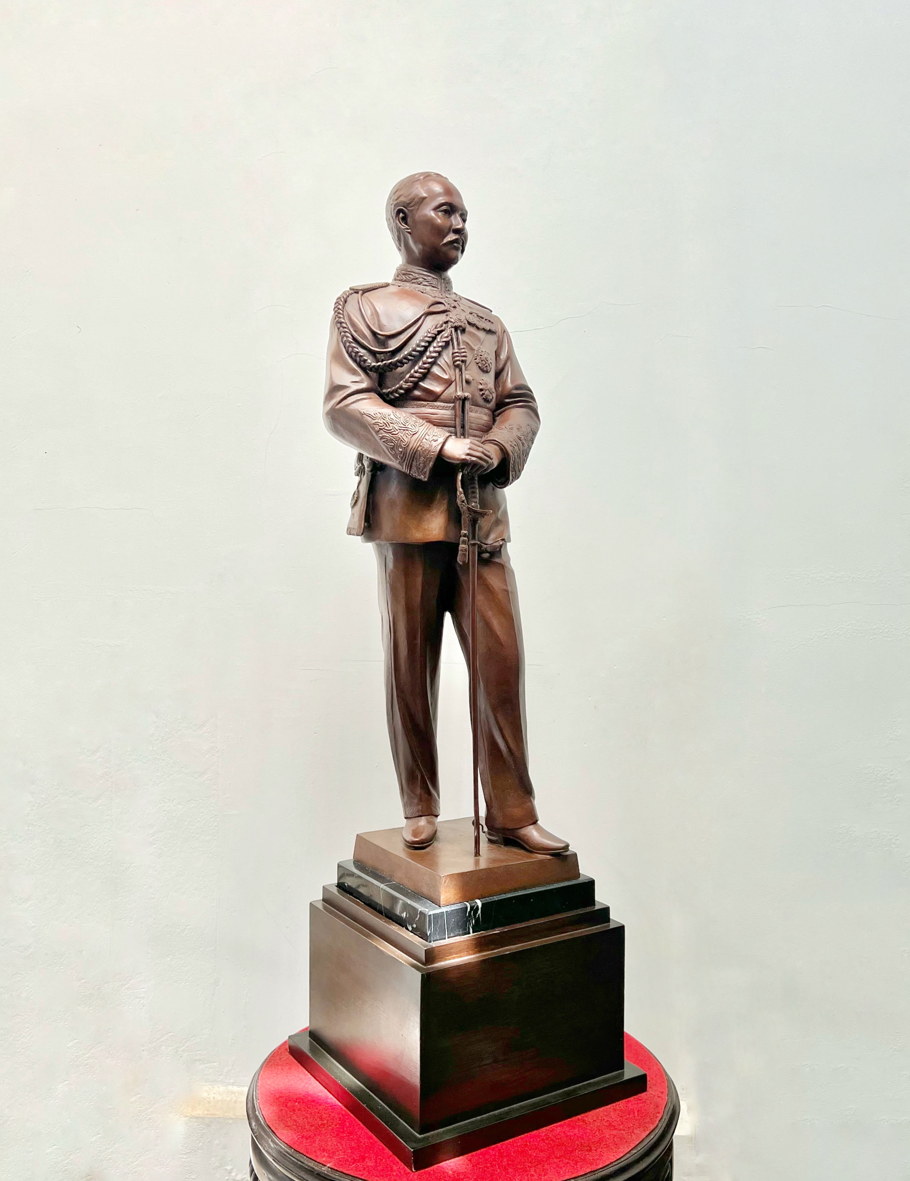 พระบาทสมเด็จพระจุลจอมเกล้าเจ้าอยู่หัว หน้าตัก 16 นิ้ว