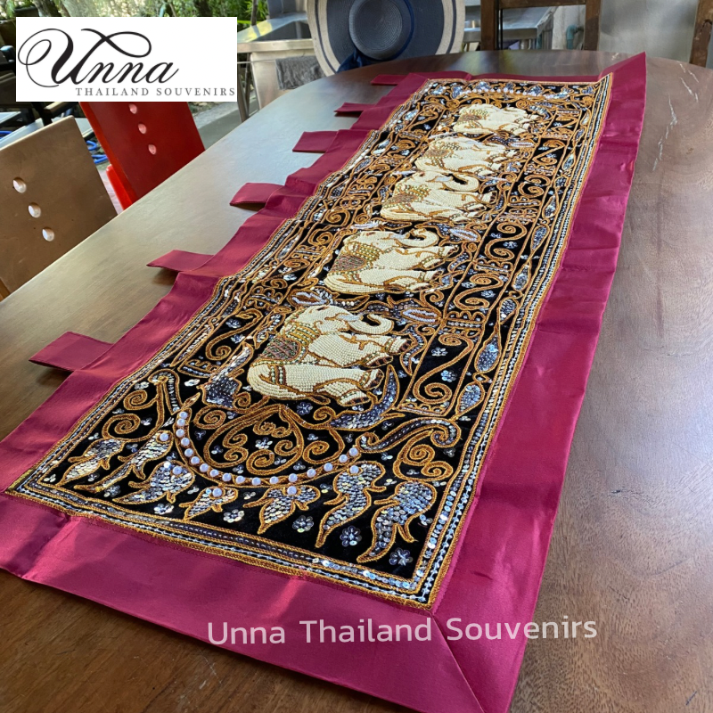 ผ้าปักช้าง แขวนผนัง แนวนอน ช้าง 5 ตัว ปักมุก และเลื่อม งานฝีมือพม่า elephant hand embroidery wall-hanging Myanmar