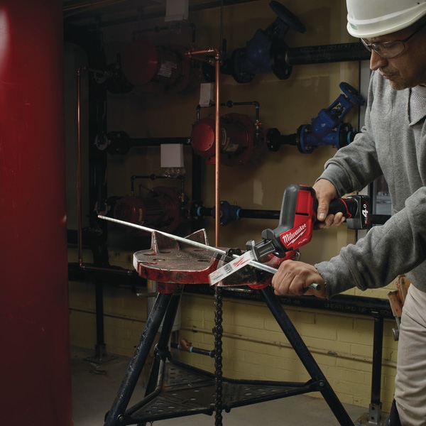 MILWAUKEE รุ่น M12 CHZ-0 เลื่อยชักเอนกประสงค์ไร้สาย แรงดัน 12 โวลท์ เครื่องเปล่า