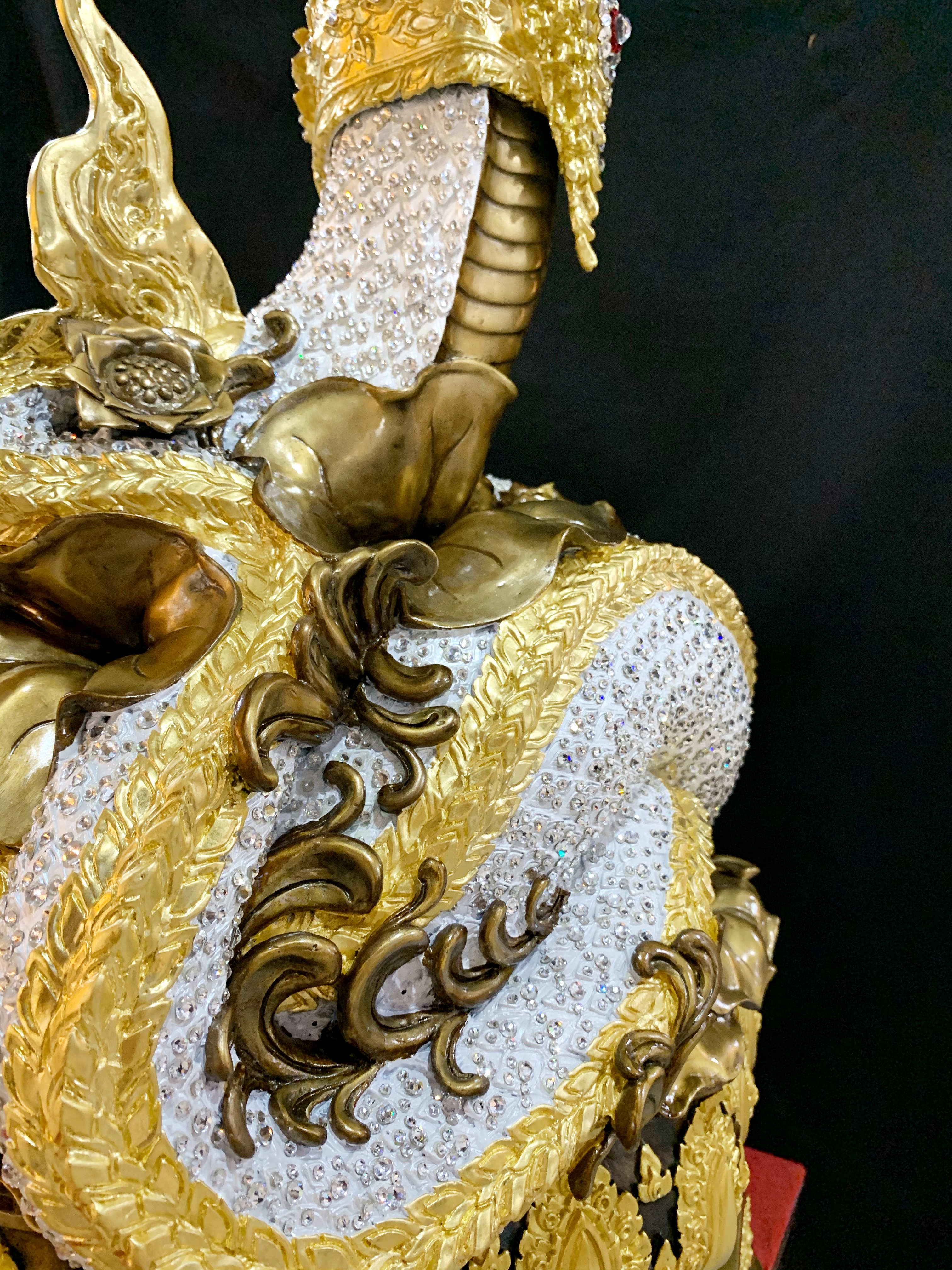 พญานาค สูง 149 cm.