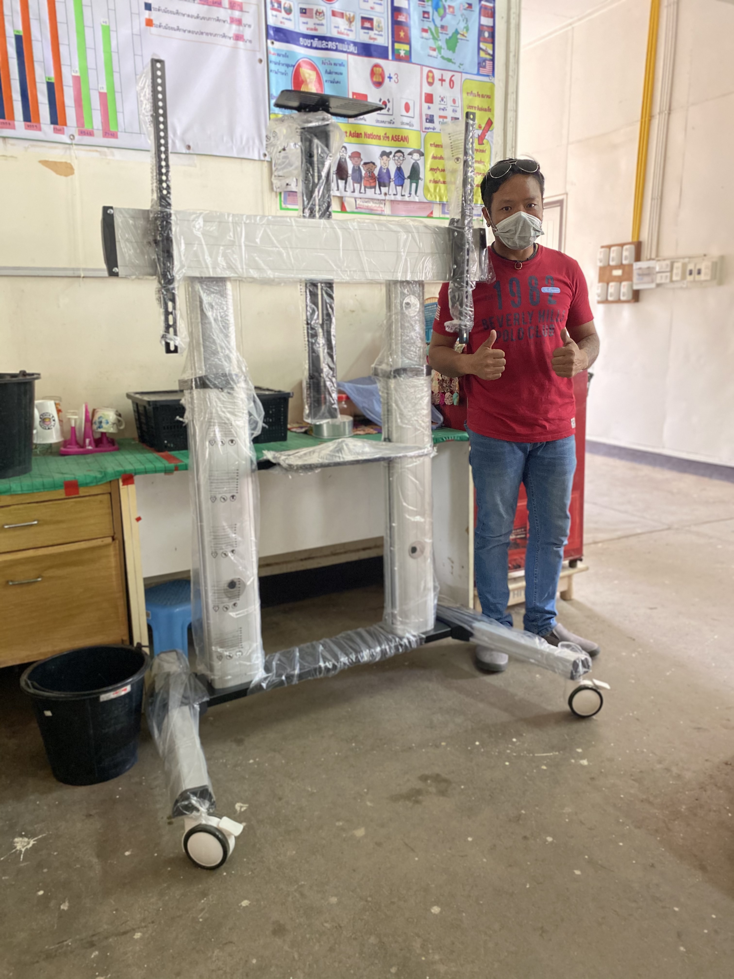 JMTVSTAND MT-F8200 ขาตั้งพื้นทีวีมีล้อเลื่อน(TV Stand) วัสดุ Aluminium อลูมิเนียม แบบล้อเลื่อนปรับสูง/ต่ำได้ 55"-98" นิ้ว{รับประกันสินค้า 3 ปี}0964746498