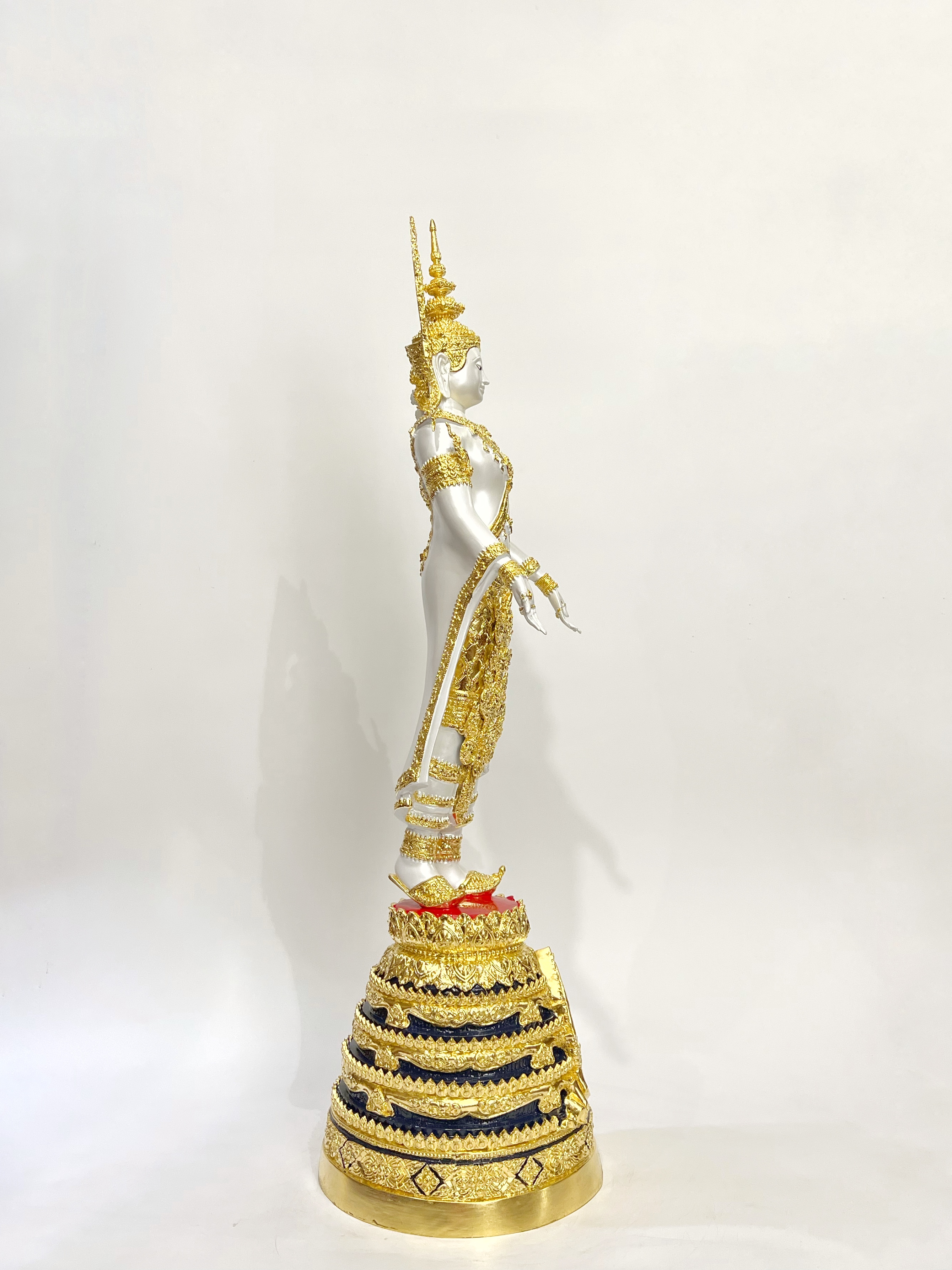 พระพุทธมหาจักรพรรดิ ปางเปิดโลก สูง 32 นิ้ว