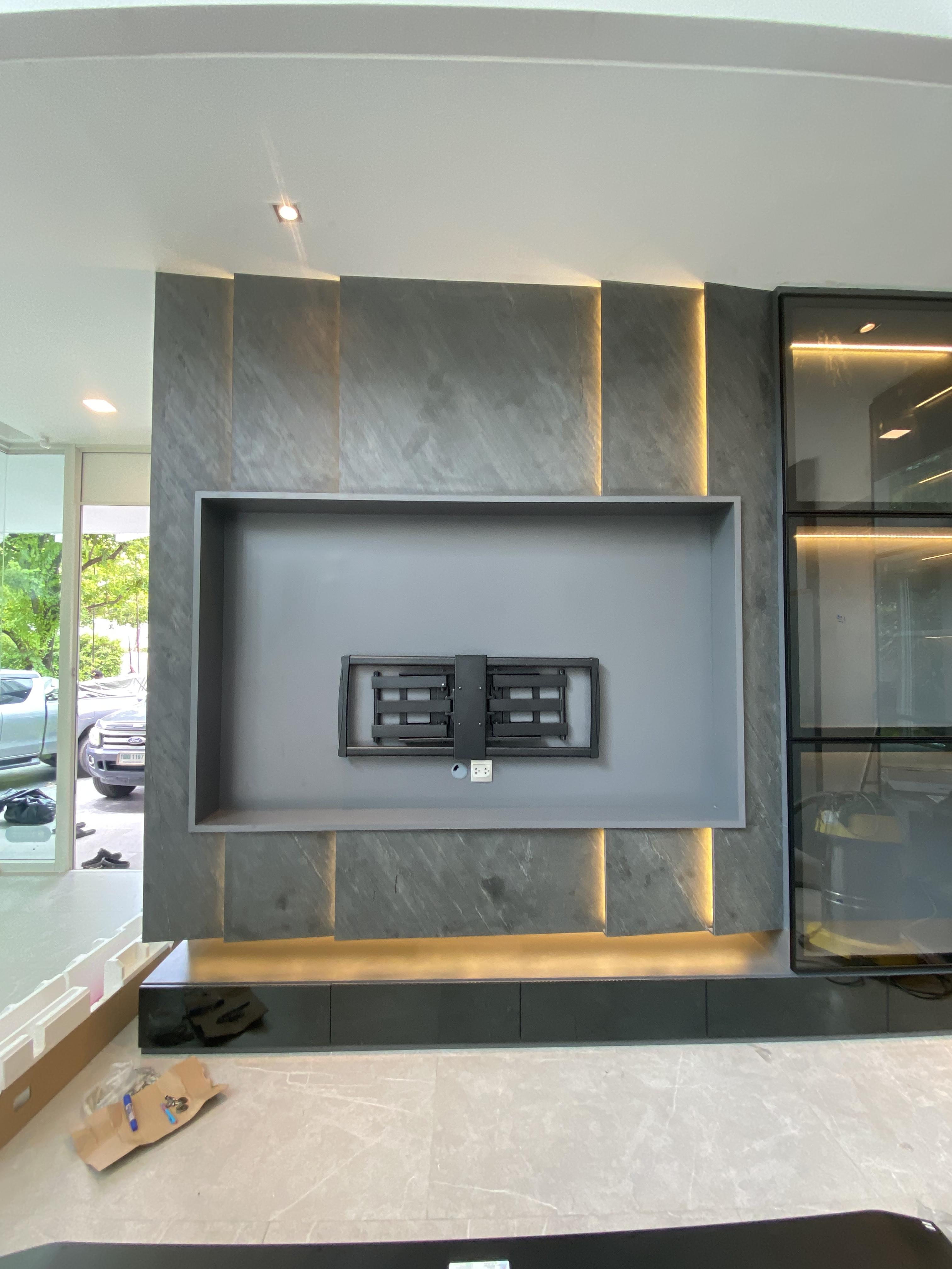 JMTVSTAND MT-A5050 ขาแขวนทีวีแบบสวิงตัวใหญ่สุด ขนาด 60"-100"นิ้ว วัสดุเหล็กหนาแข็งแรง สวิง-ก้ม/เงยได้0964746498