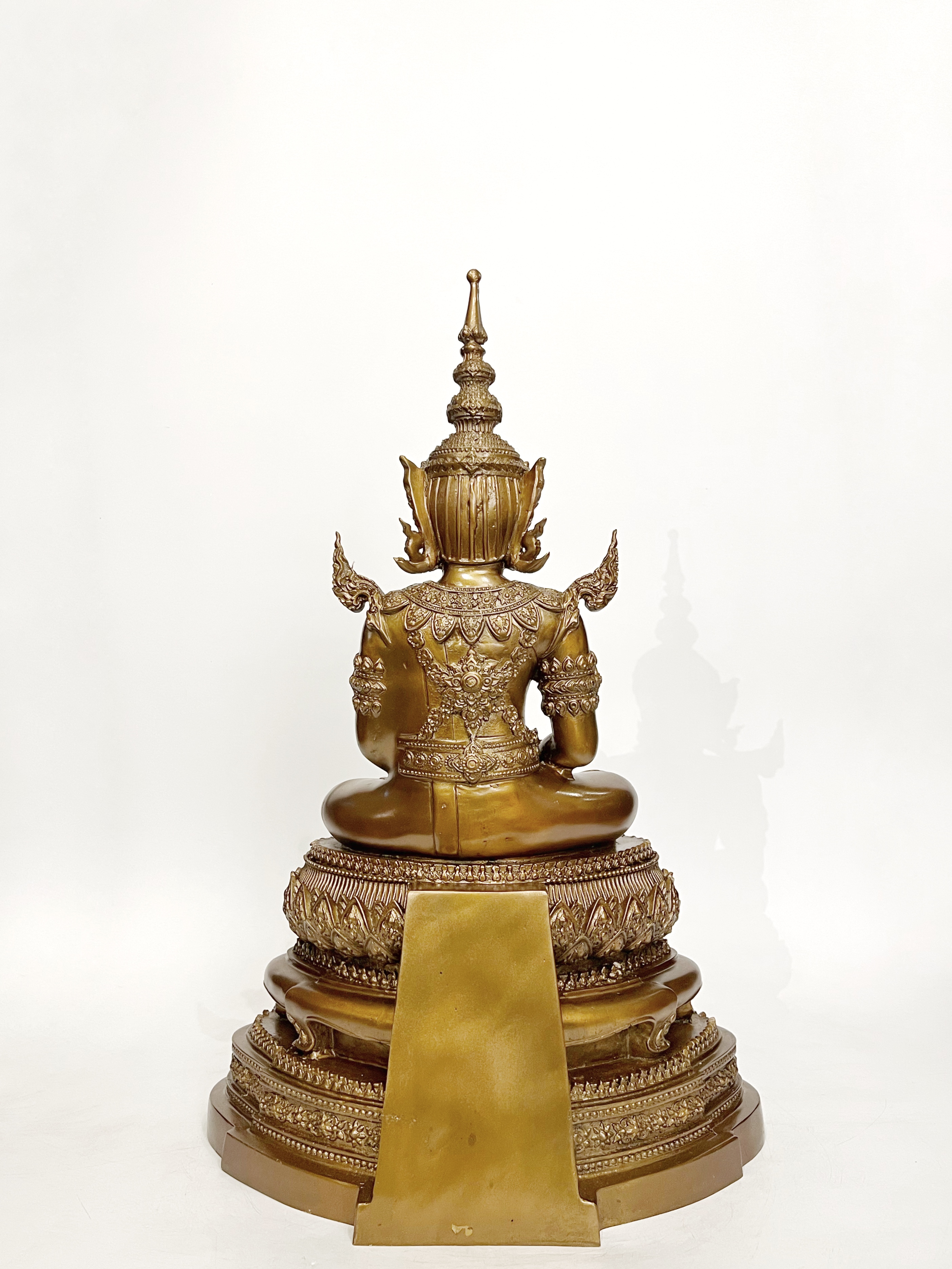 พระแก้วมรกต ทรงเครื่องฤดูร้อน หน้าตัก 9 นิ้ว