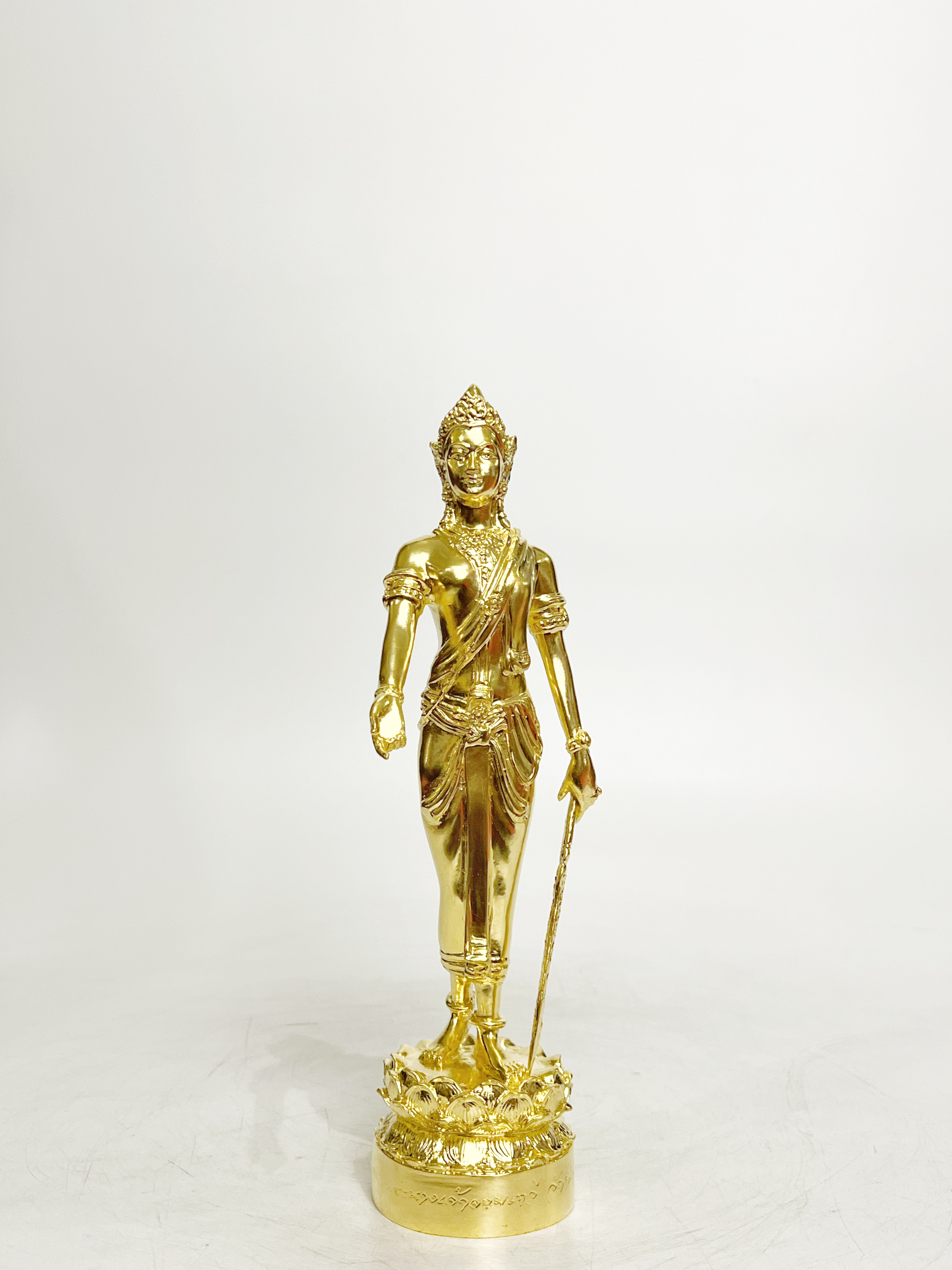 พระนางจามเทวี สูง 11 นิ้ว